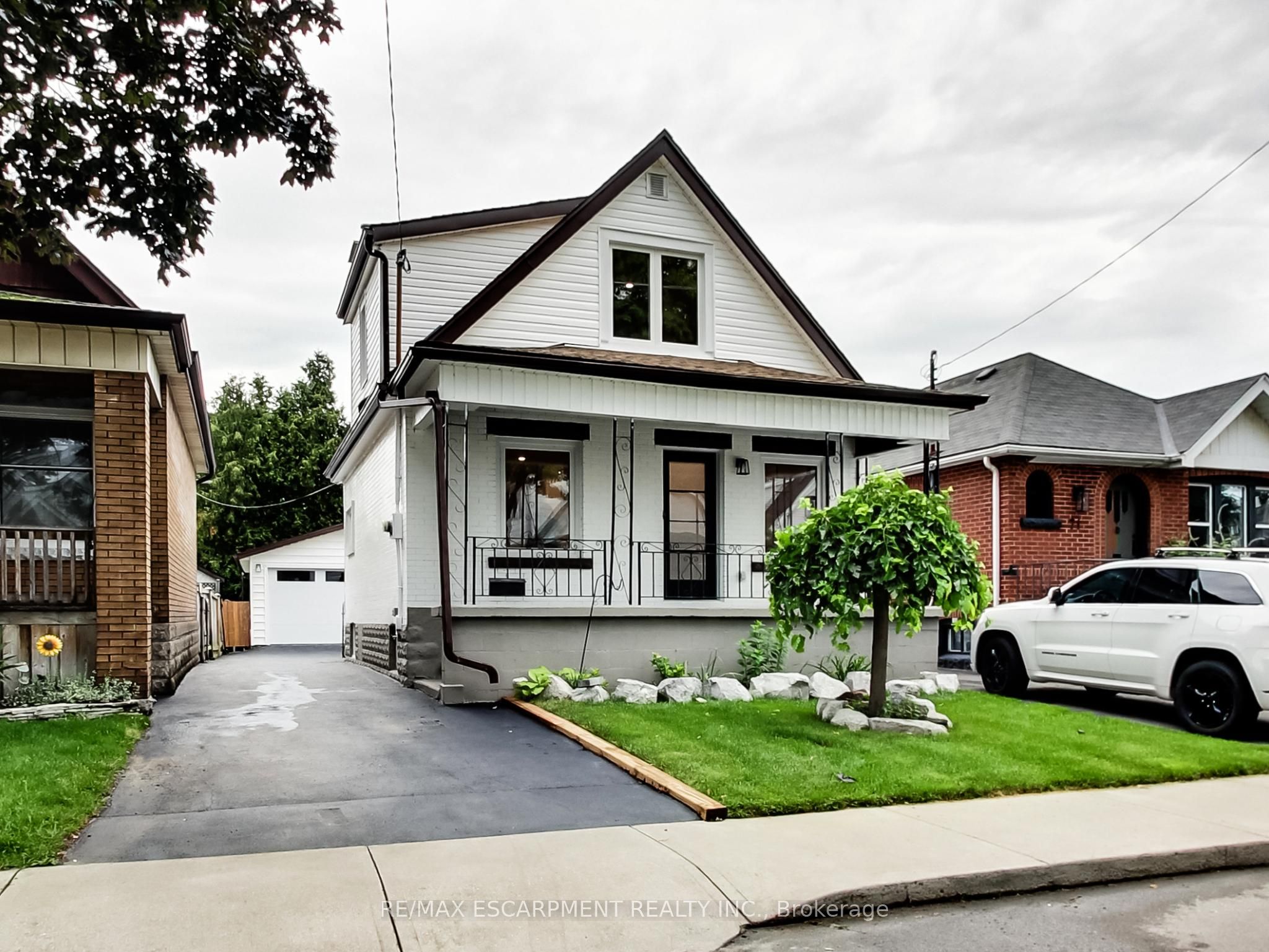 67 Cope Street, Hamilton, ON L8H 5B1 photo 2