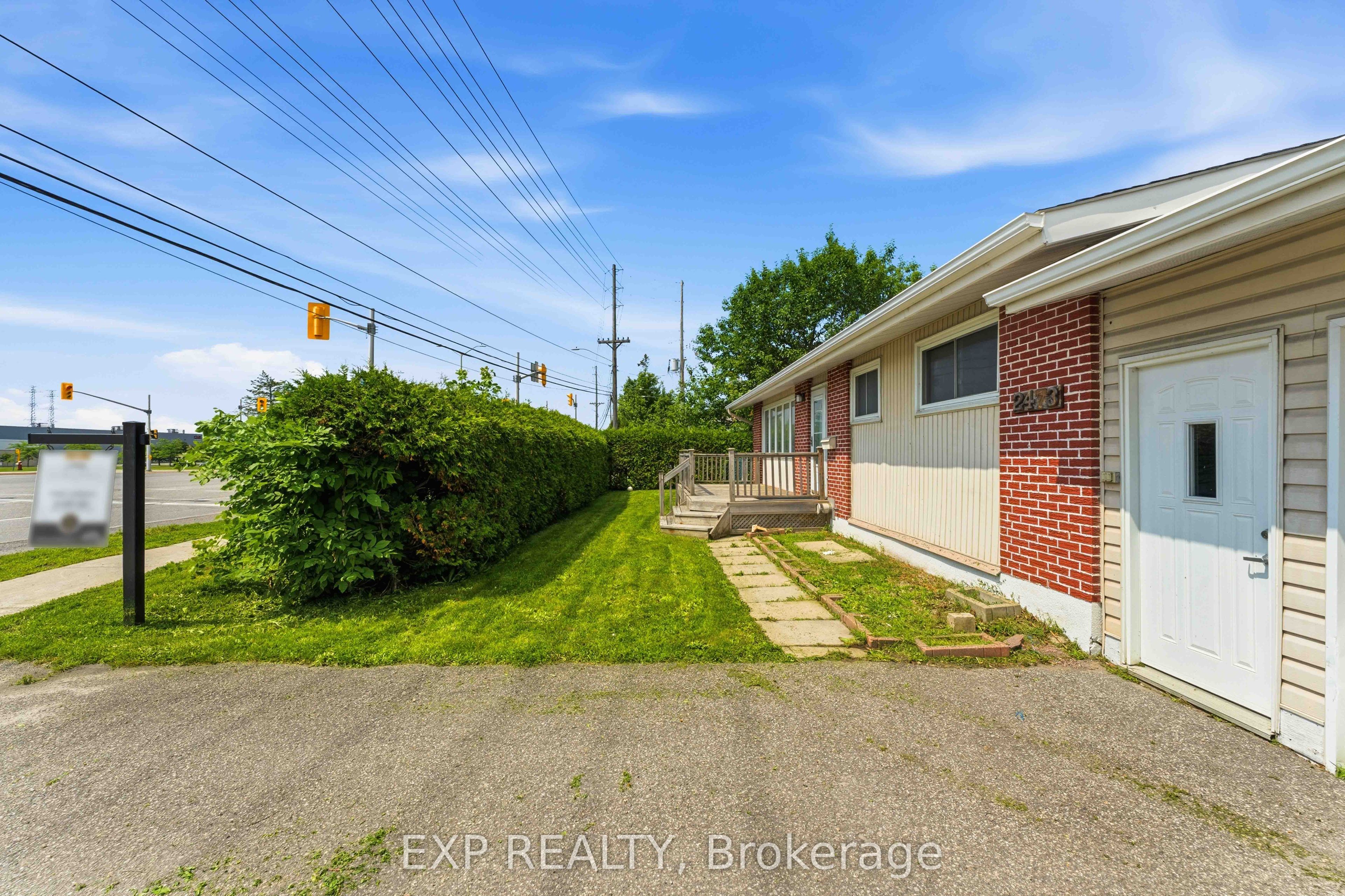 2473 Walkley Road, Elmvale Acres and Area, ON K1G 3H2 photo 3