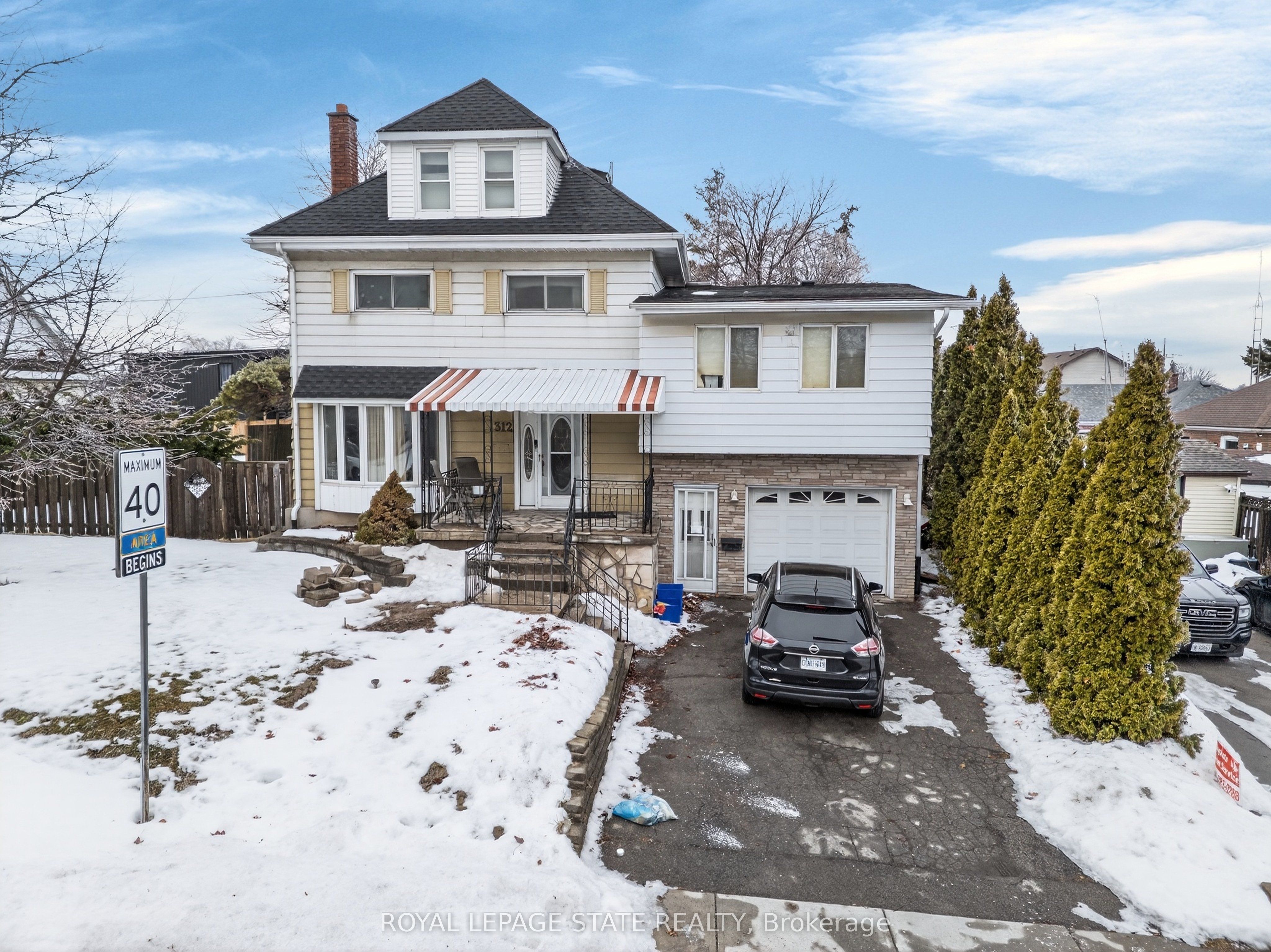 312 East 12th Street, Hamilton, ON L9A 3Y1