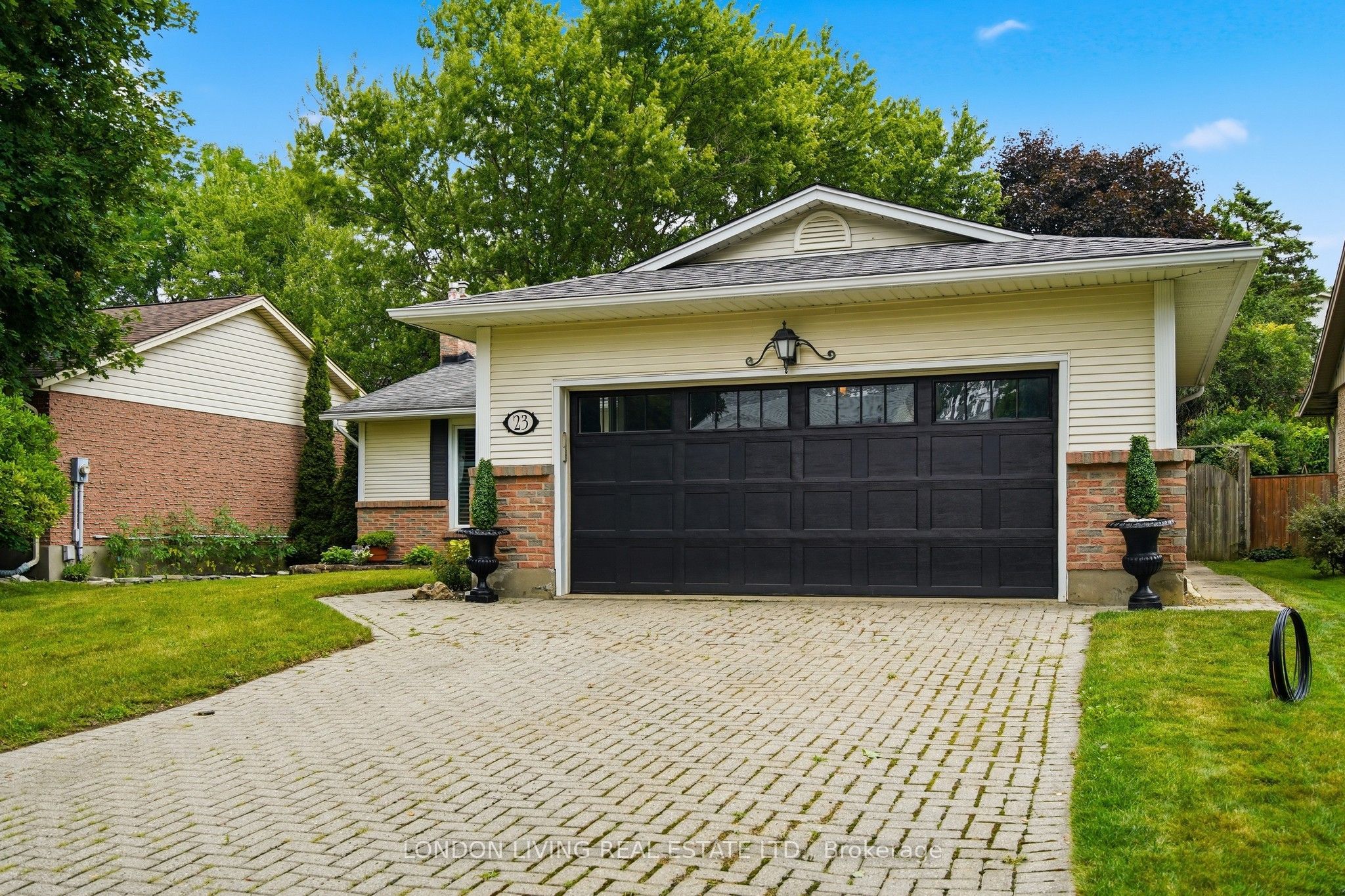 23 Greenbrier Crescent, London South, ON N6J 3X6 photo 2
