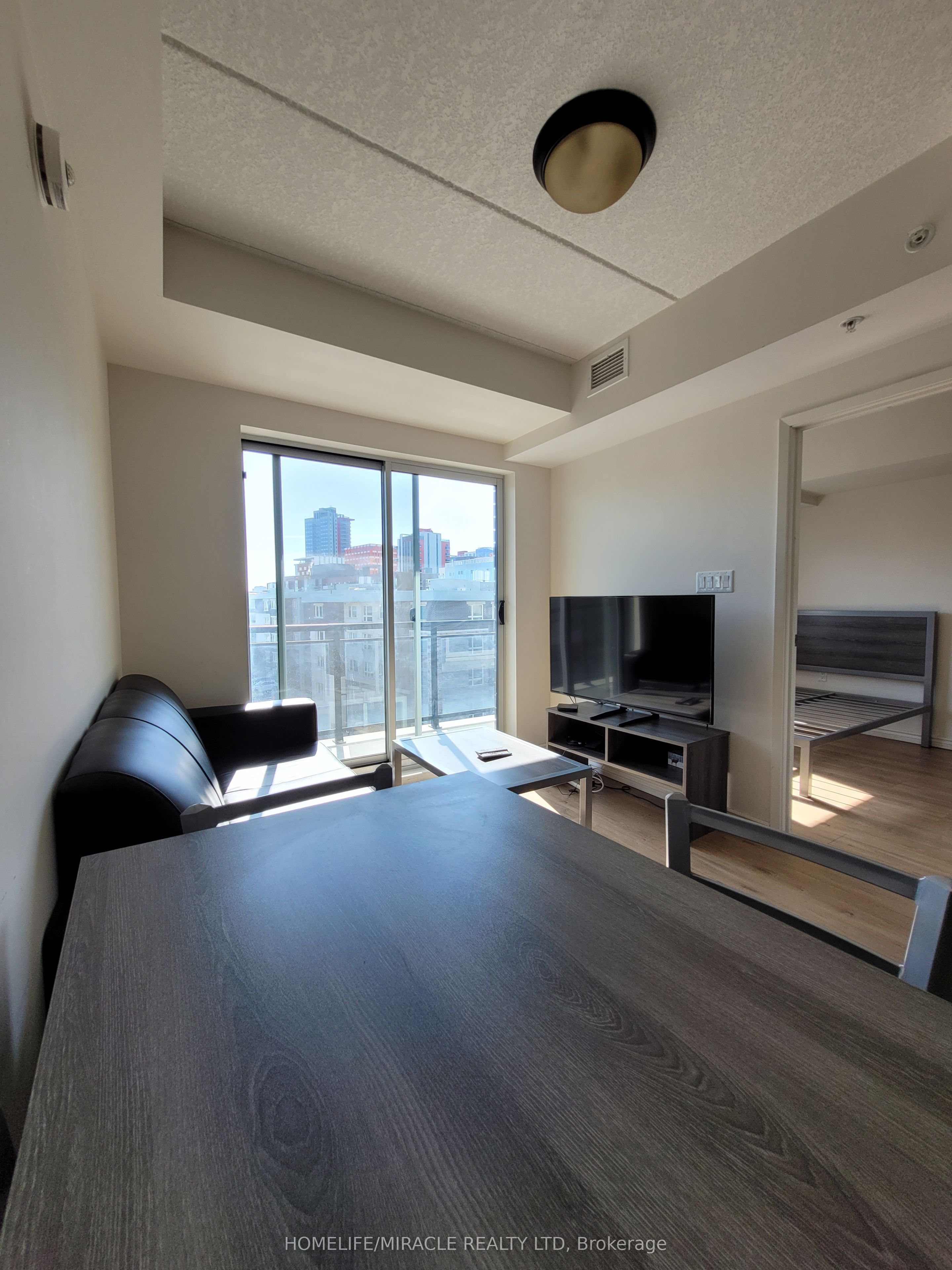 275 Larch Street G510, Waterloo, ON N2L 3R2 photo 3