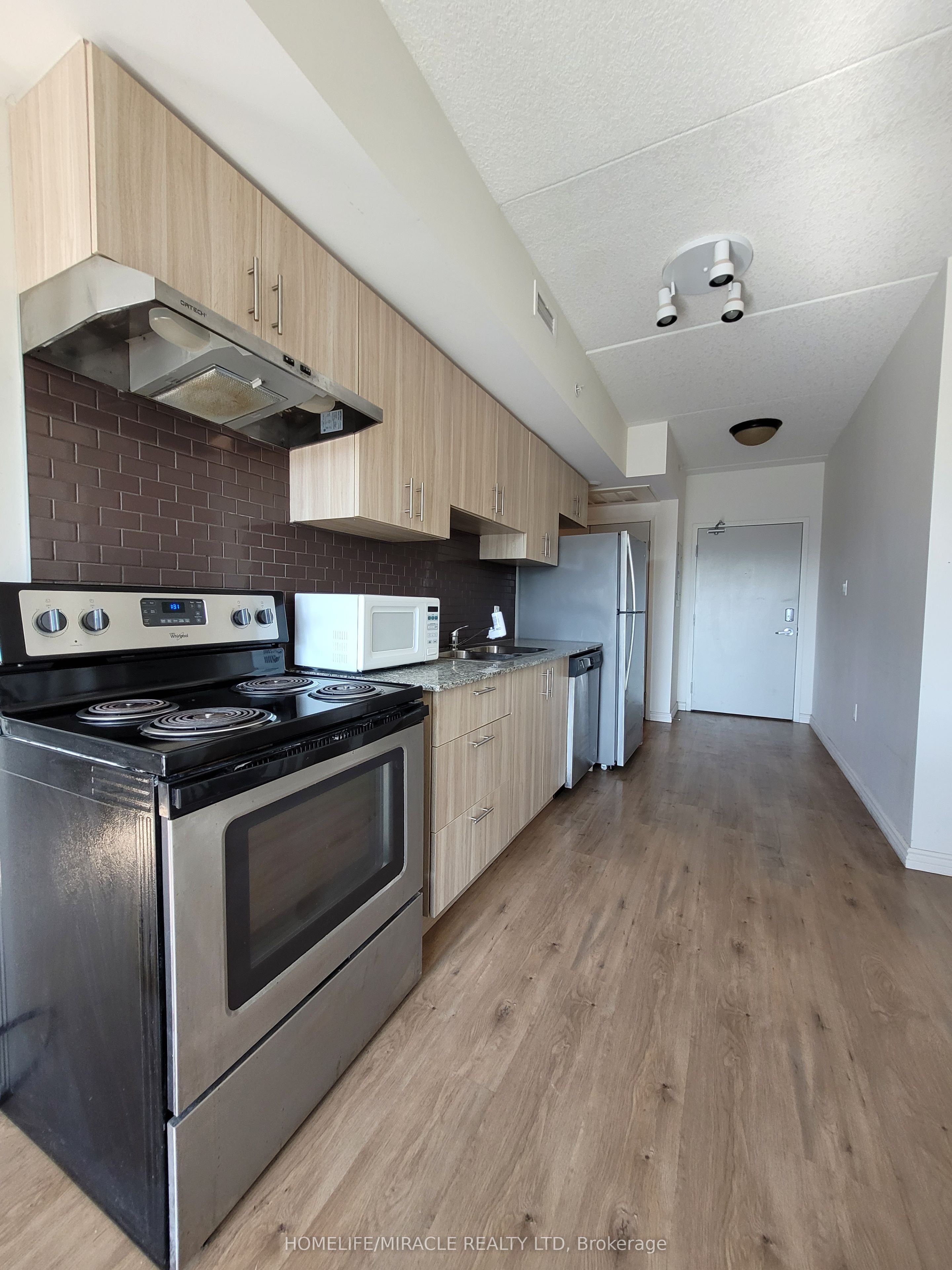 275 Larch Street G510, Waterloo, ON N2L 3R2 photo 5