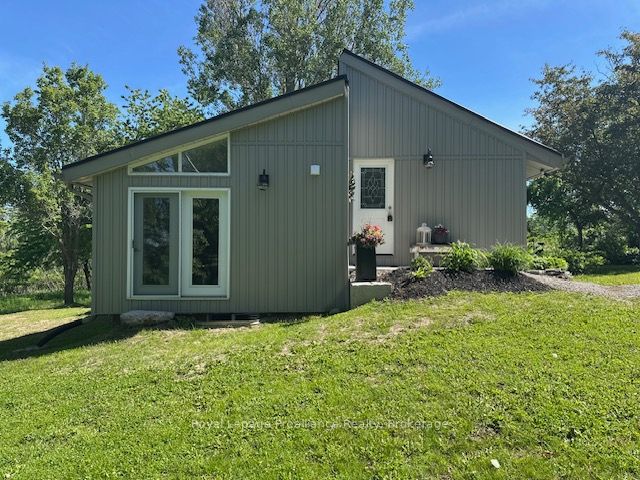 659 Moira Road, Centre Hastings, ON K0K 3E0 photo 2