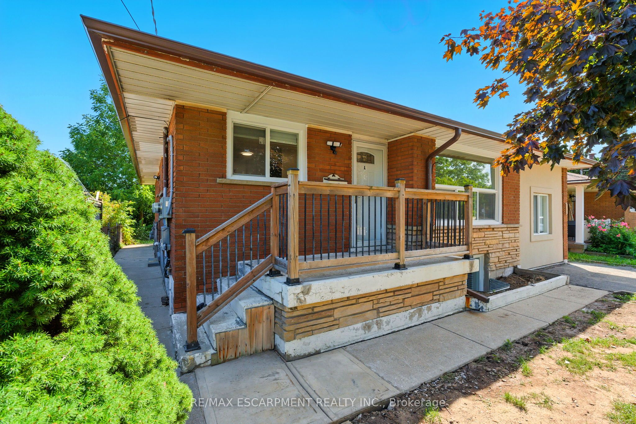 929 Upper Ottawa Street, Hamilton, ON L8T 3V6 photo 4