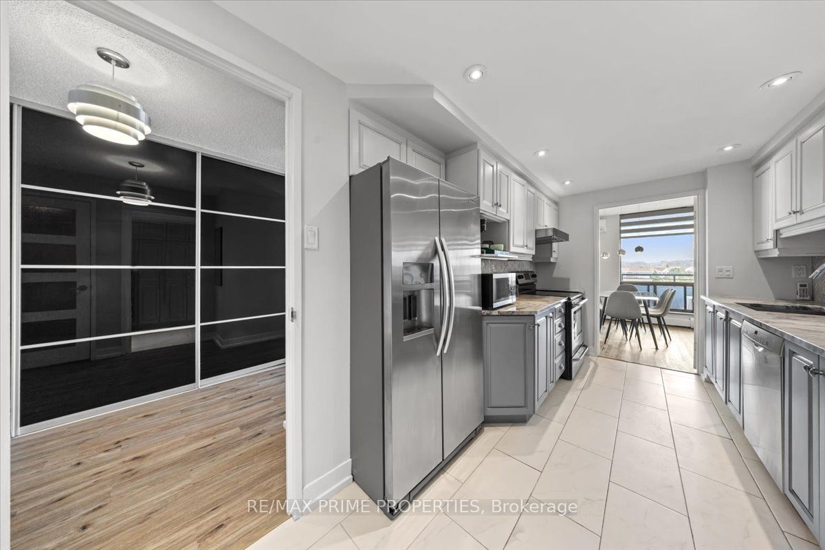 505 St Laurent Boulevard 804, Manor Park - Cardinal Glen and Area, ON K1K 3X4 photo 4