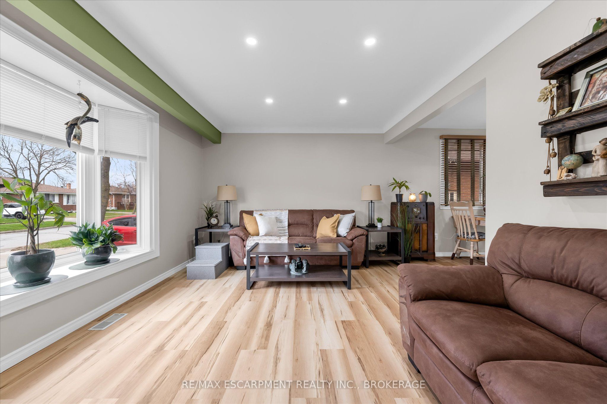 7506 Jubilee Drive, Niagara Falls, ON L2G 7J5 photo 3
