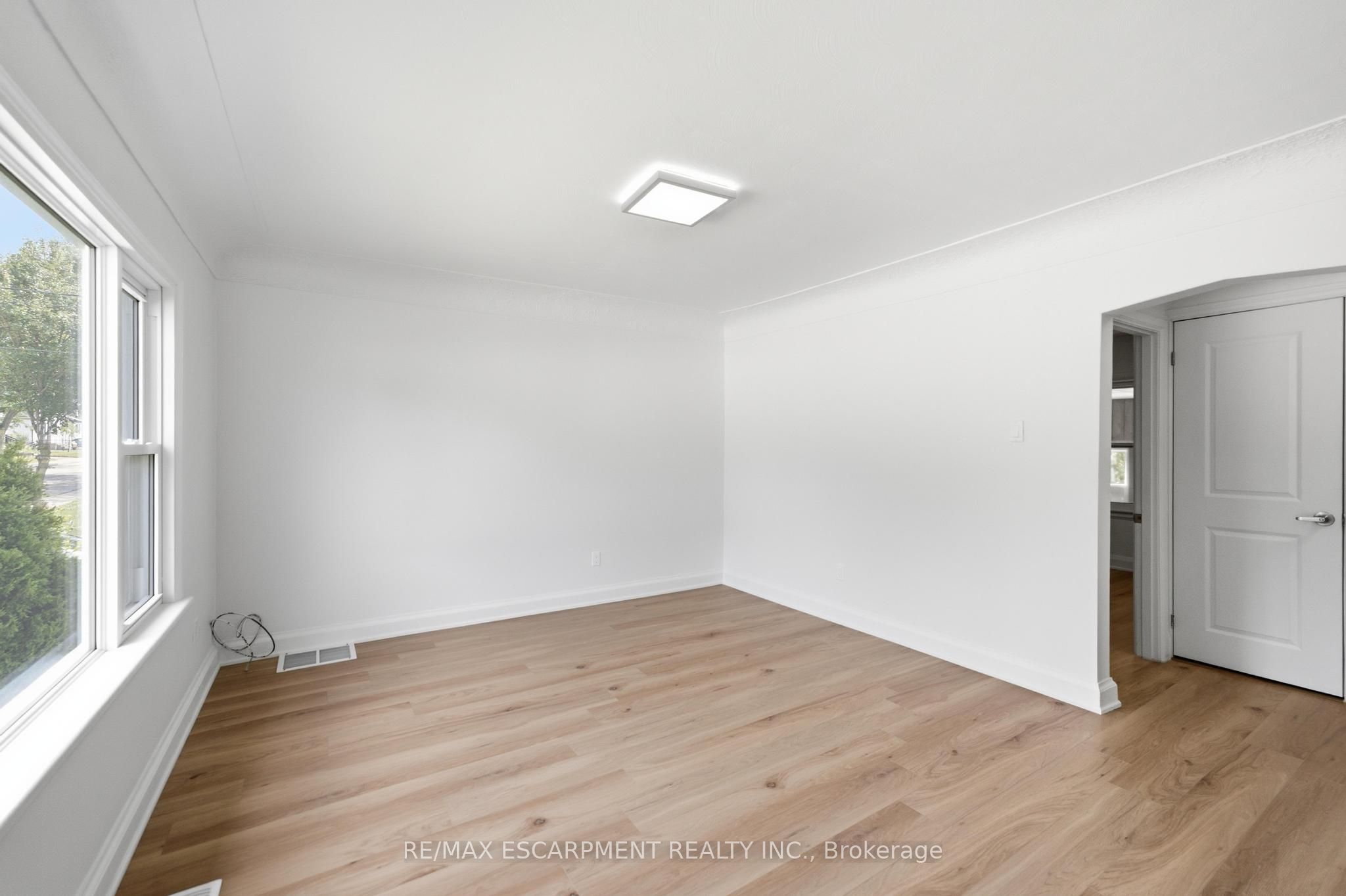 22 David Avenue, Hamilton, ON L9A 3V1 photo 5