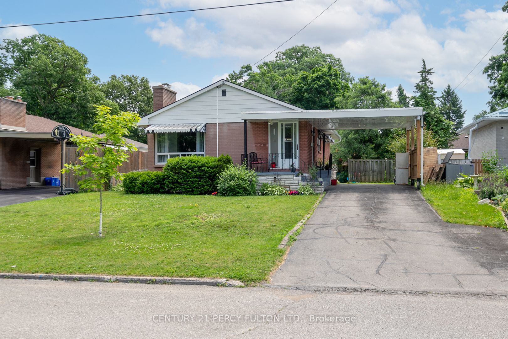12 Northwood Crescent, Belleville, ON K8N 1X5 photo 2