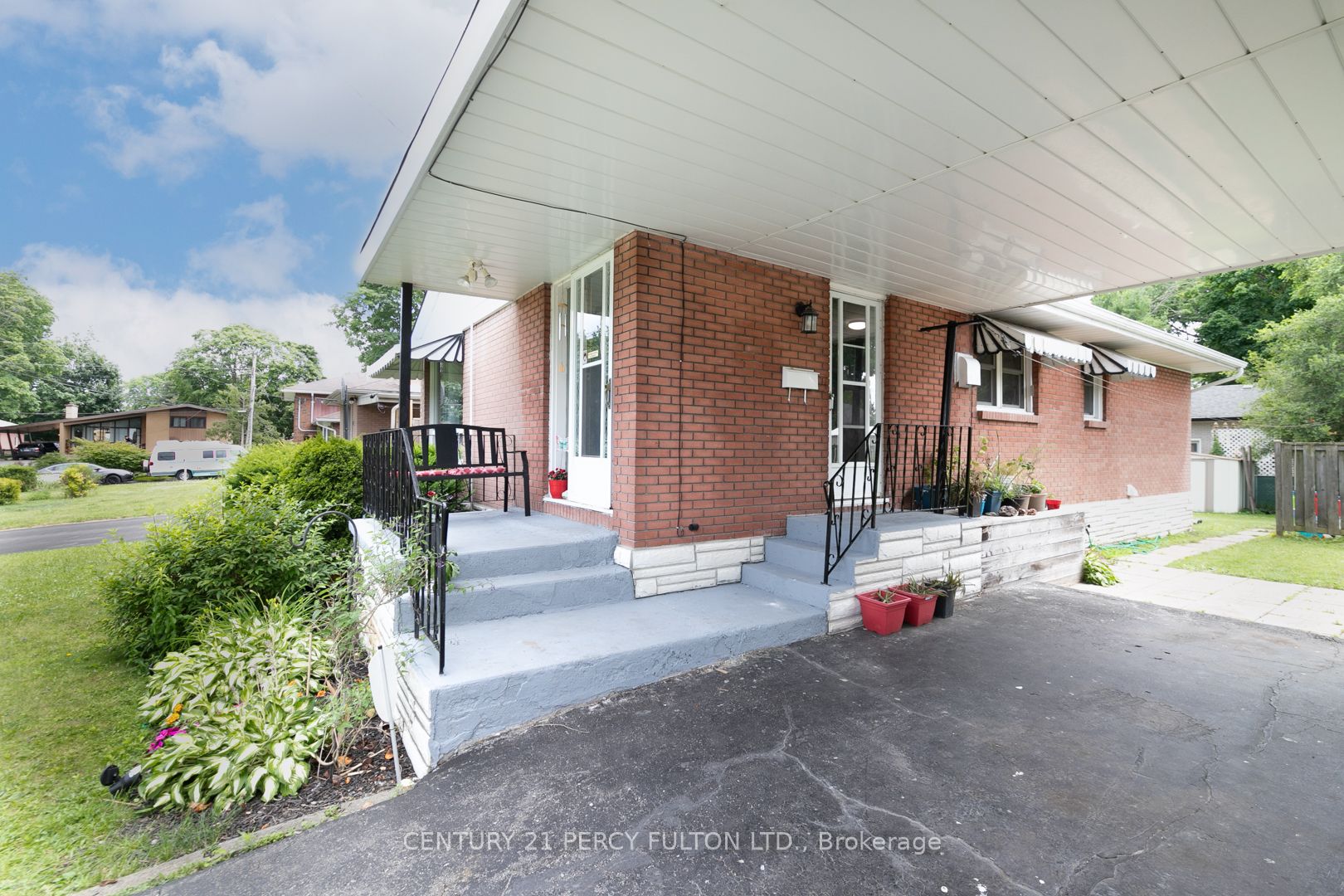12 Northwood Crescent, Belleville, ON K8N 1X5 photo 3