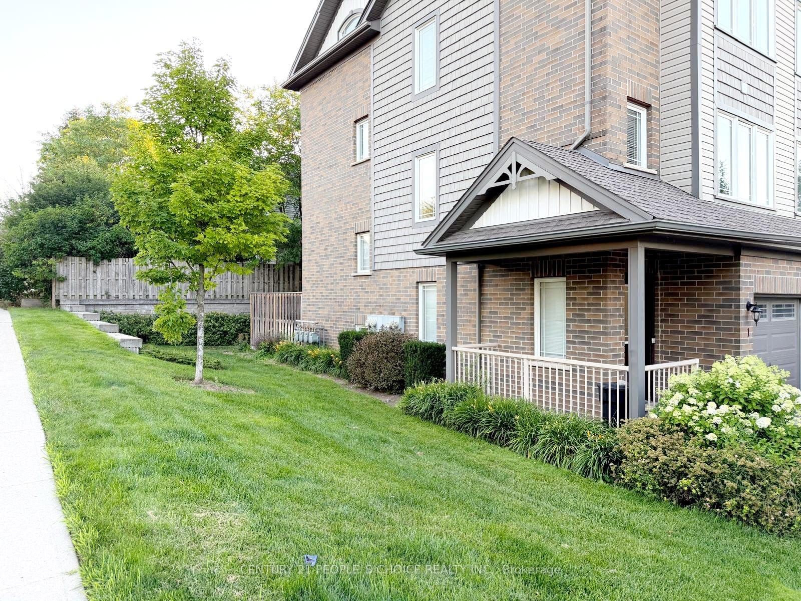 12 Poplar Drive 1, Cambridge, ON N3C 0G4 photo 3
