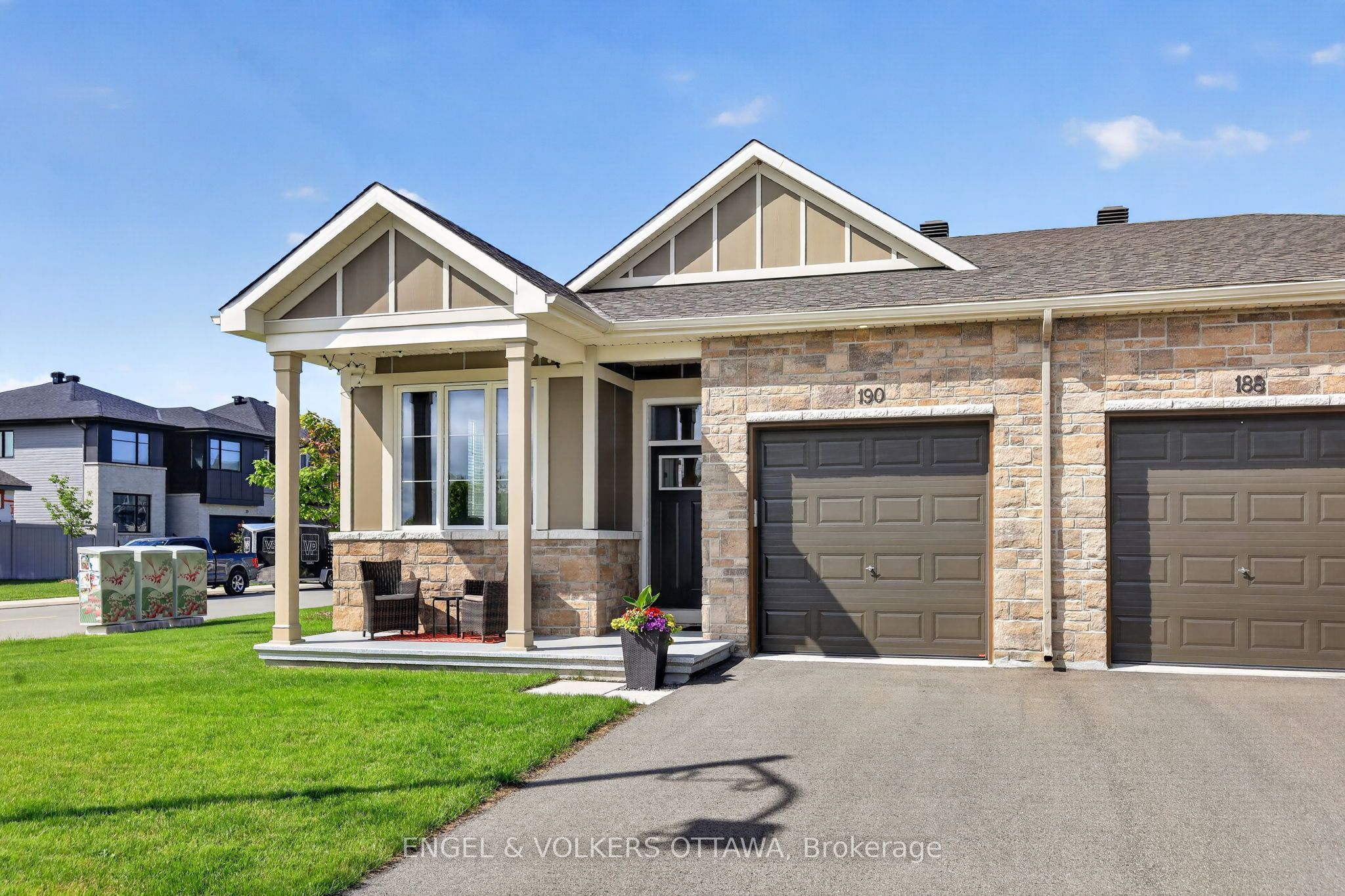 190 Rathwell Street, Carleton Place, ON K7C 0H9 photo 3