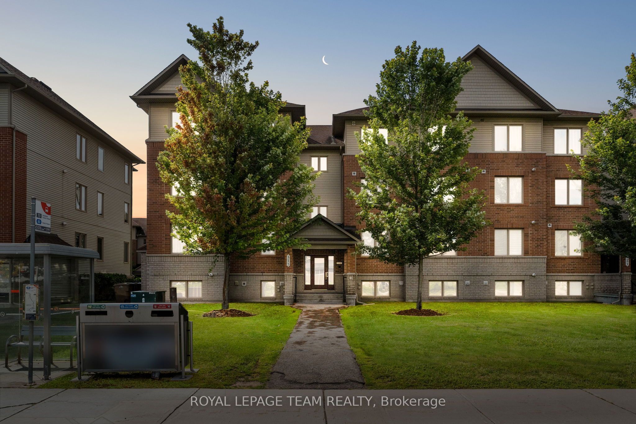 313 Cresthaven Drive 2, Barrhaven, ON K2G 4R5