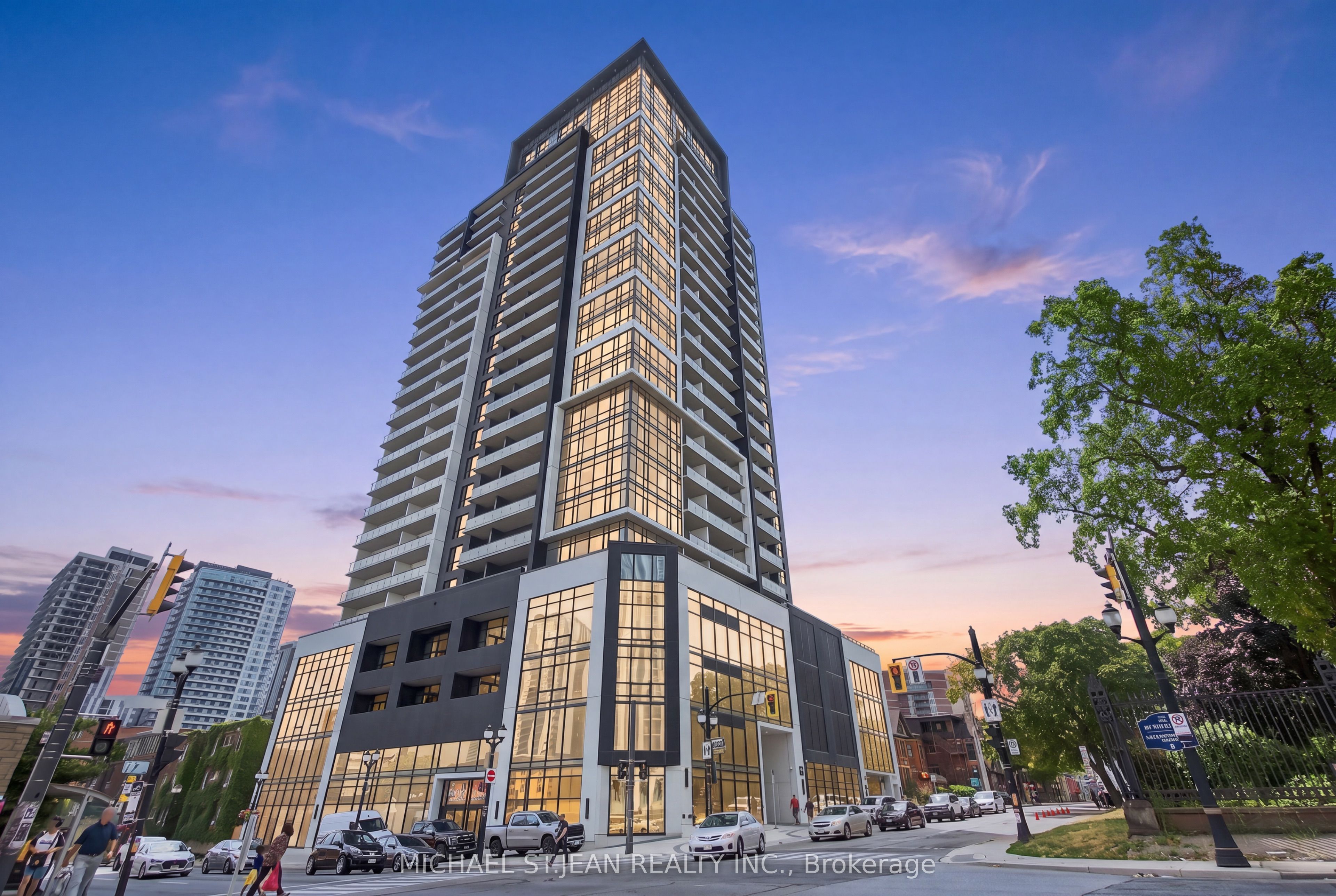 15 Queen Street S 1302, Hamilton, ON L8P 0C6