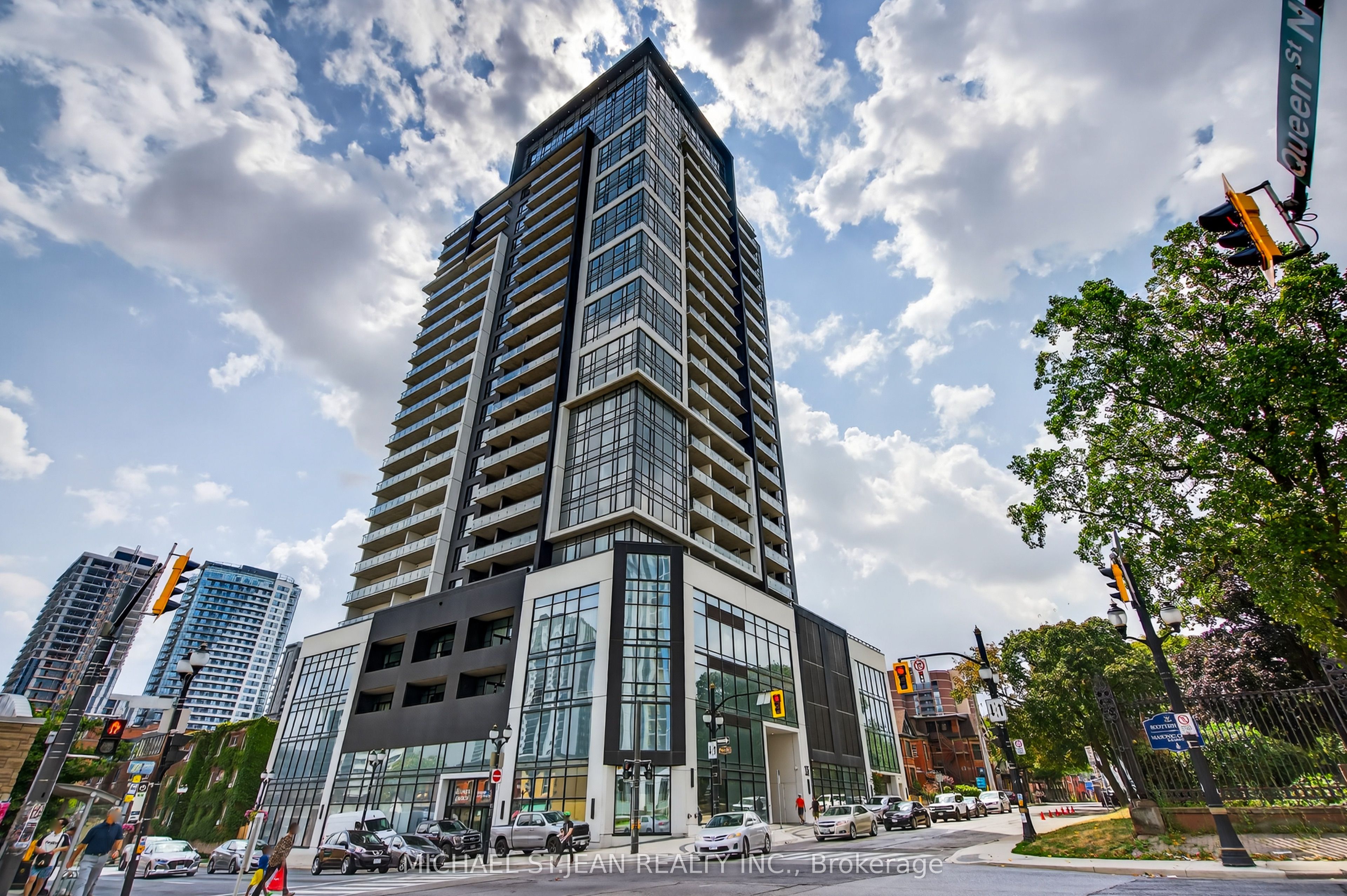 15 Queen Street S 1302, Hamilton, ON L8P 0C6 photo 2