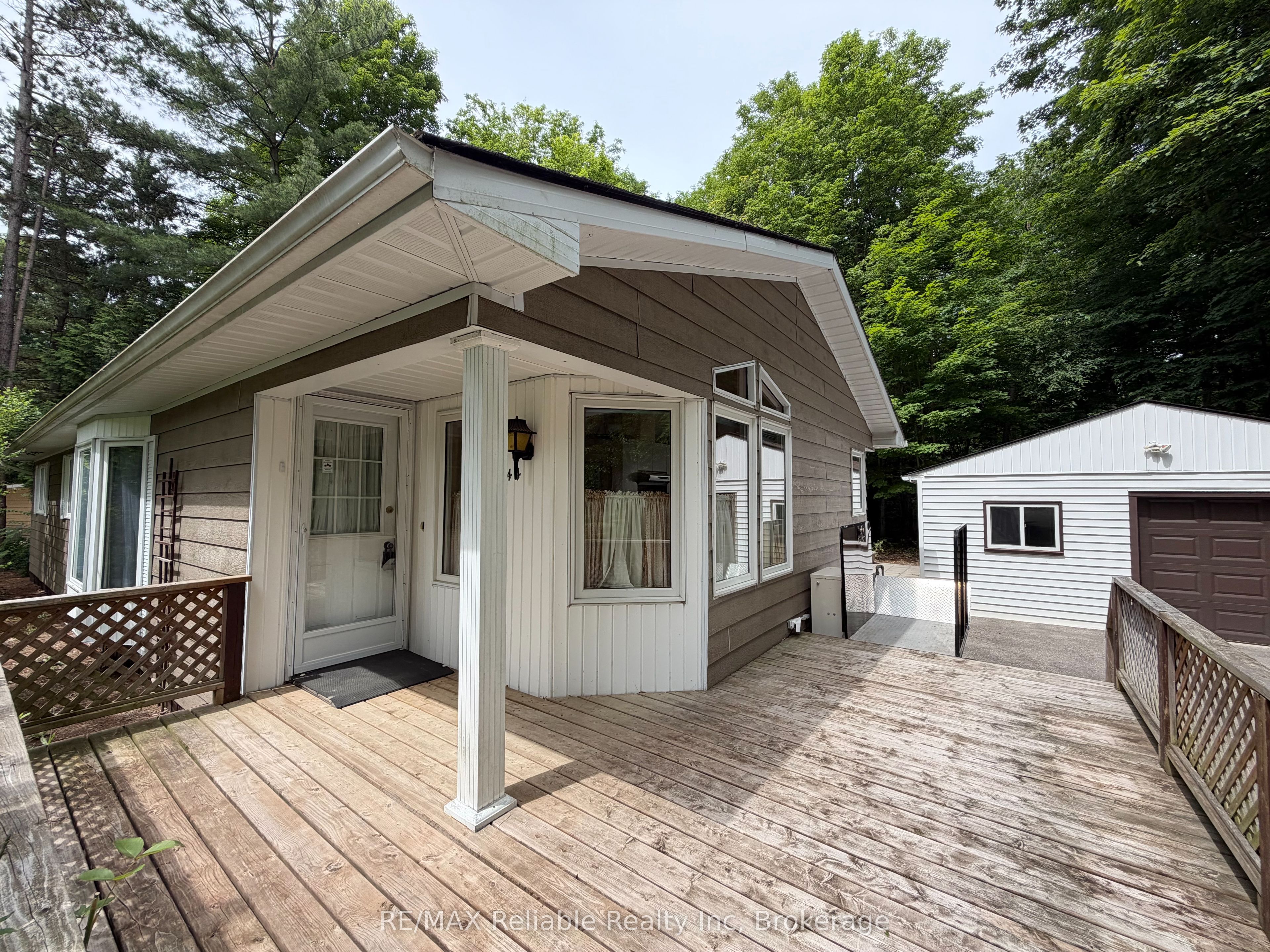 117 Tamarack Drive, Central Huron, ON N0M 1G0 photo 2