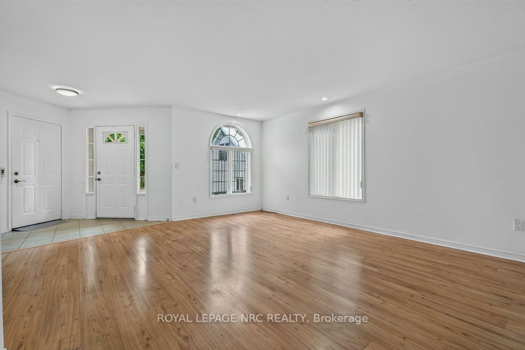 49 Balsam Street, Welland, ON L3C 7H2 photo 3