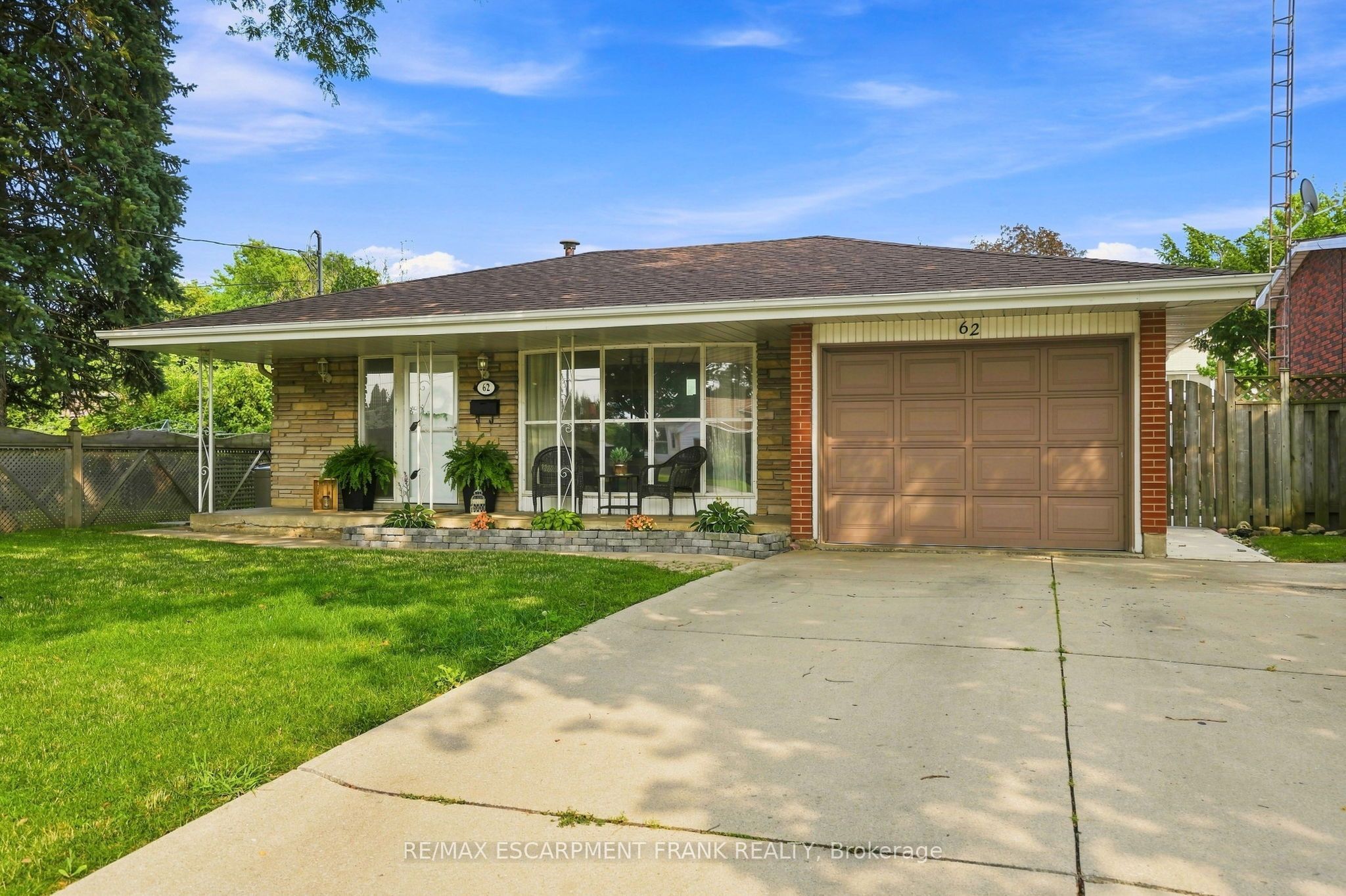 62 Owen Place, Hamilton, ON L8G 2H2 photo 2