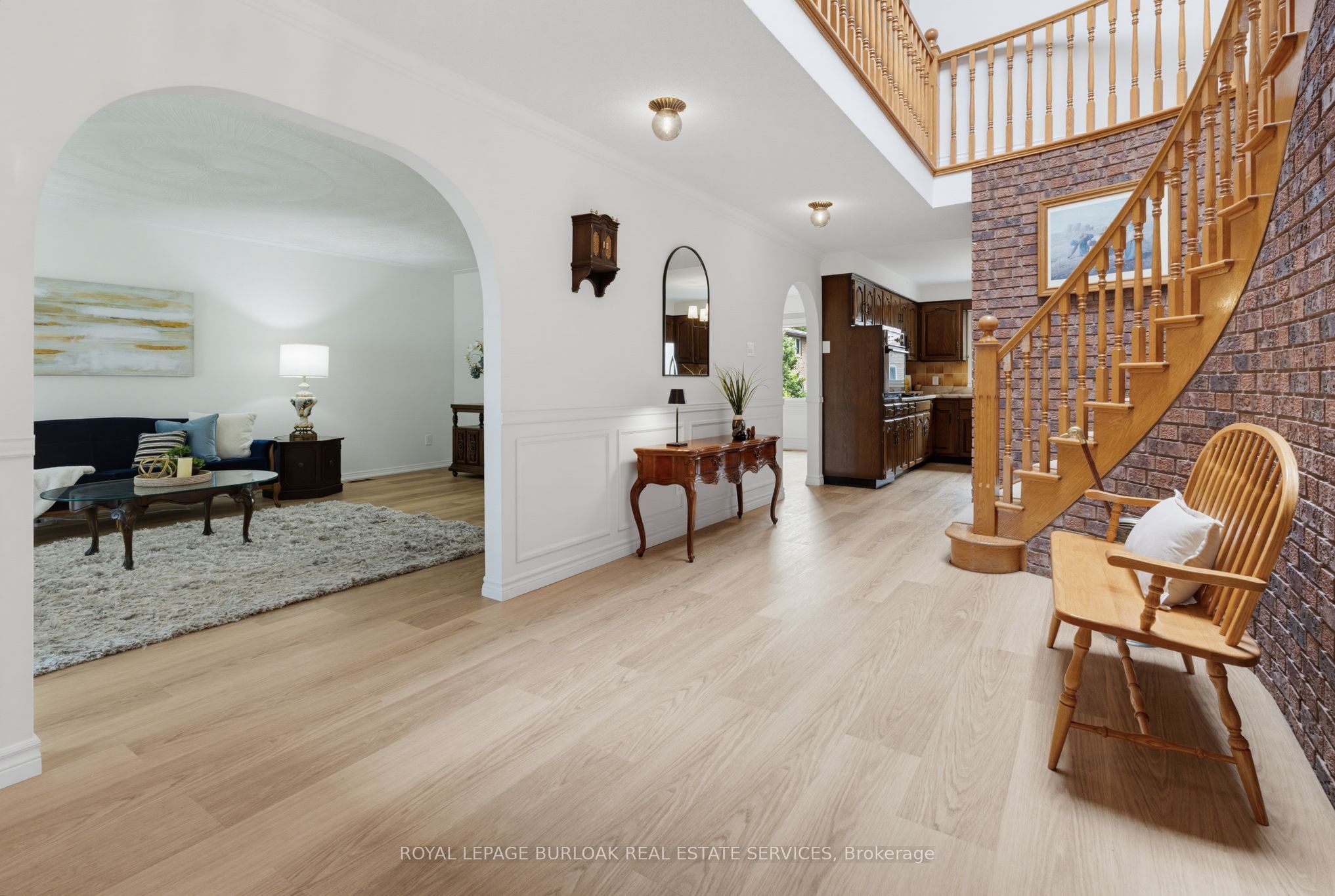 87 Regent Avenue, Hamilton, ON L9B 1T1 photo 5