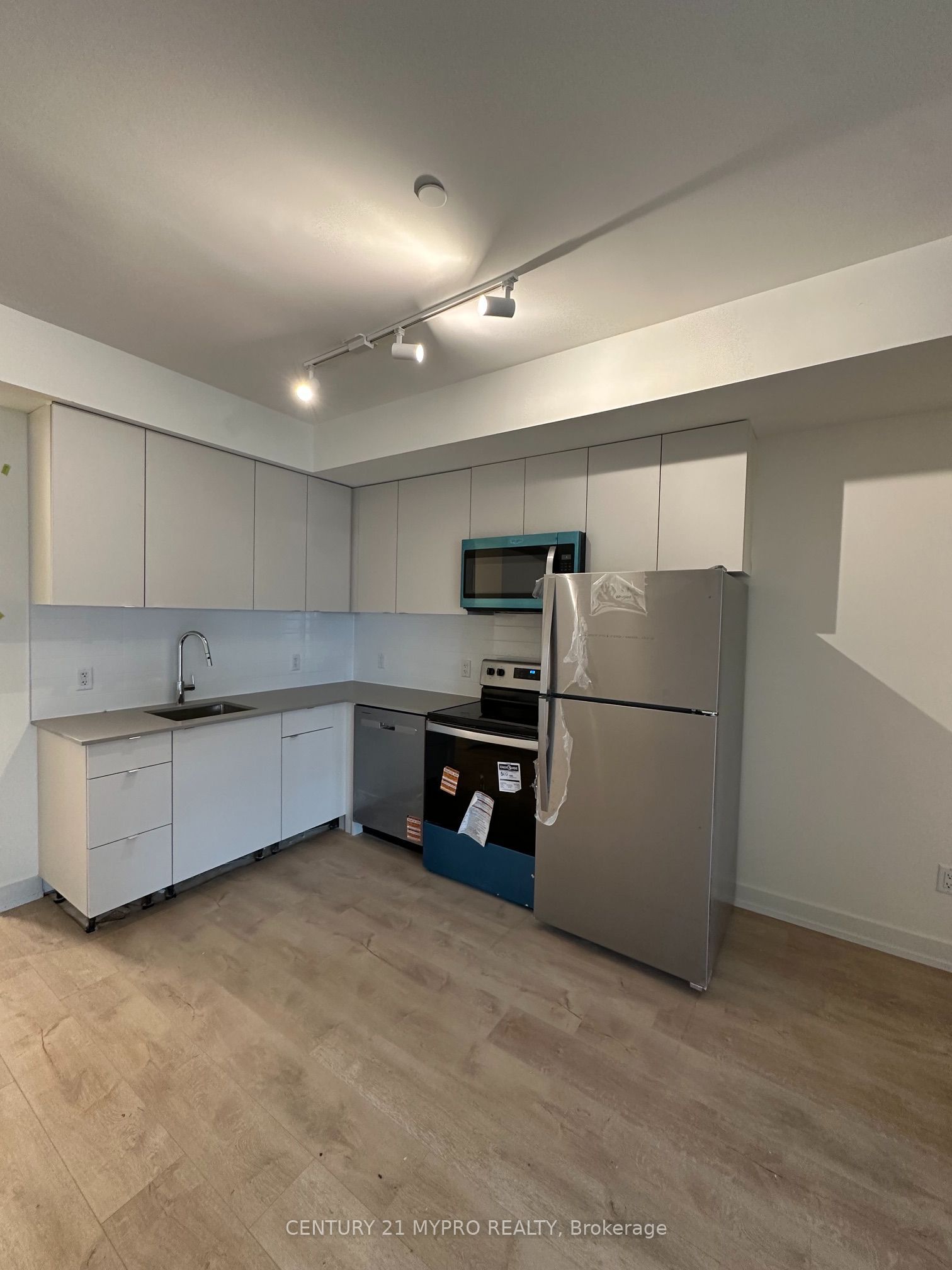 16 Melbourne Avenue 109B, St. Catharines, ON L2P 3J8 photo 4