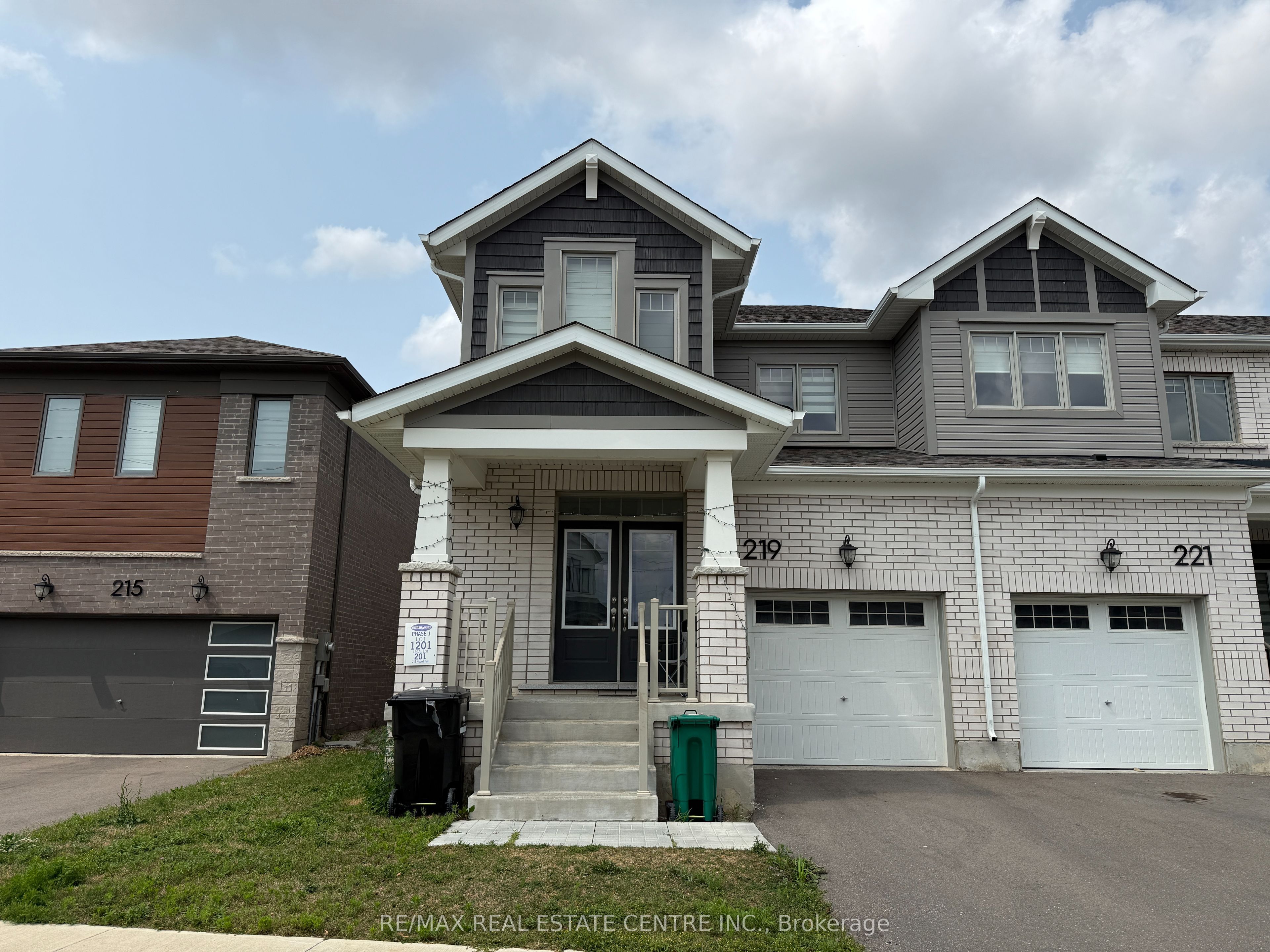 219 Histand Trail, Kitchener, ON N2R 0S3