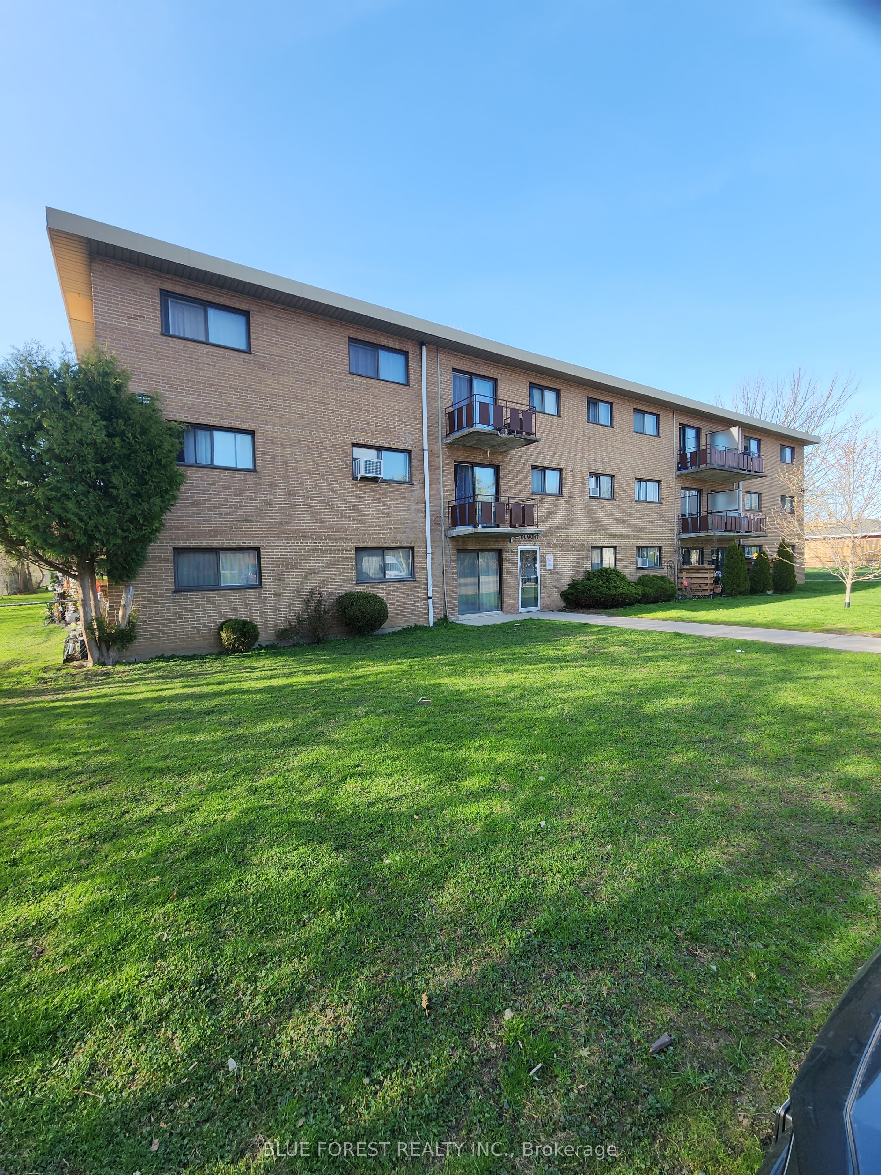1830 Dumont Street 309, London East, ON N5W 2S1