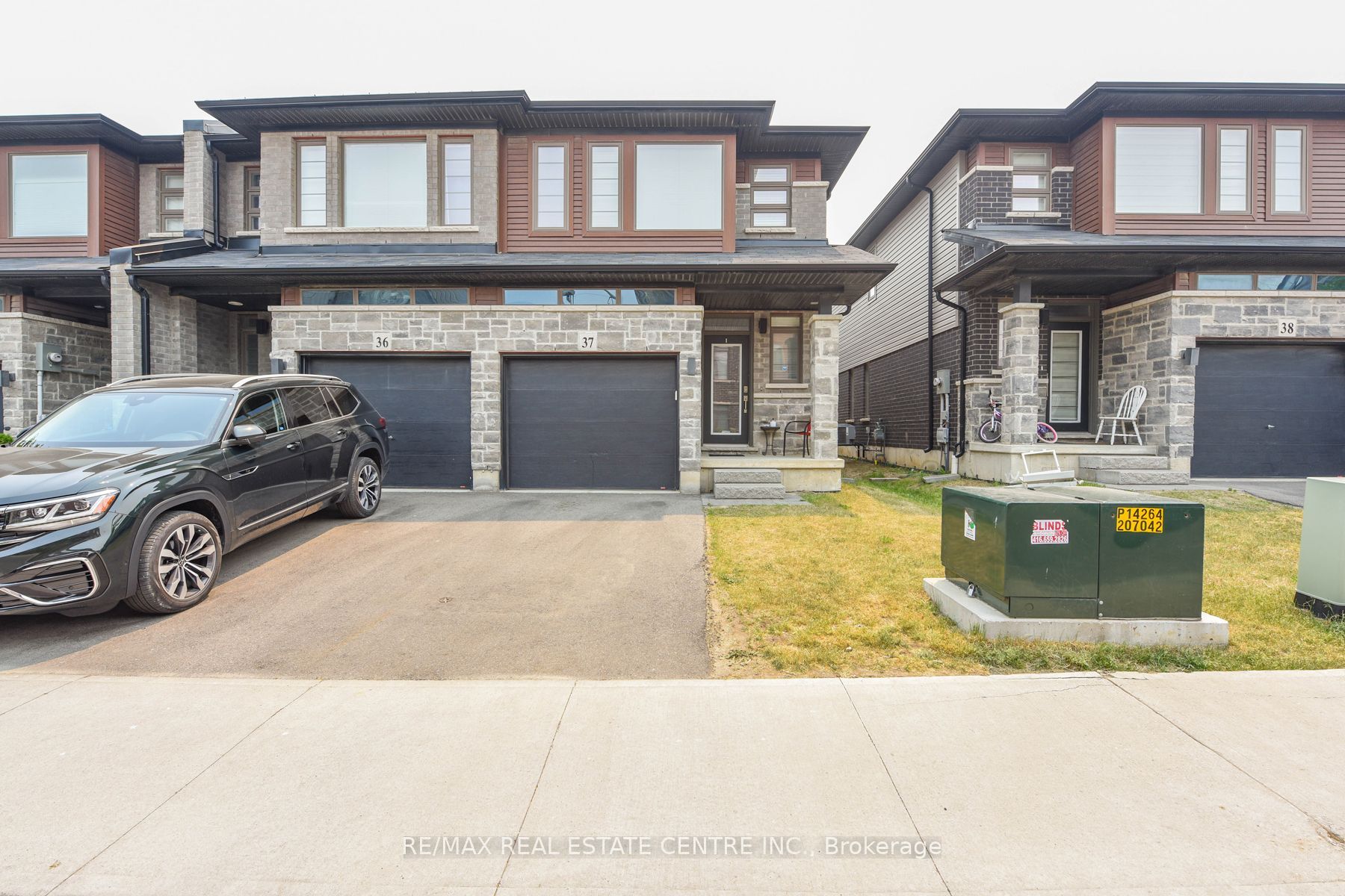 30 Times Square Boulevard 37, Hamilton, ON L8J 0M1 photo 2