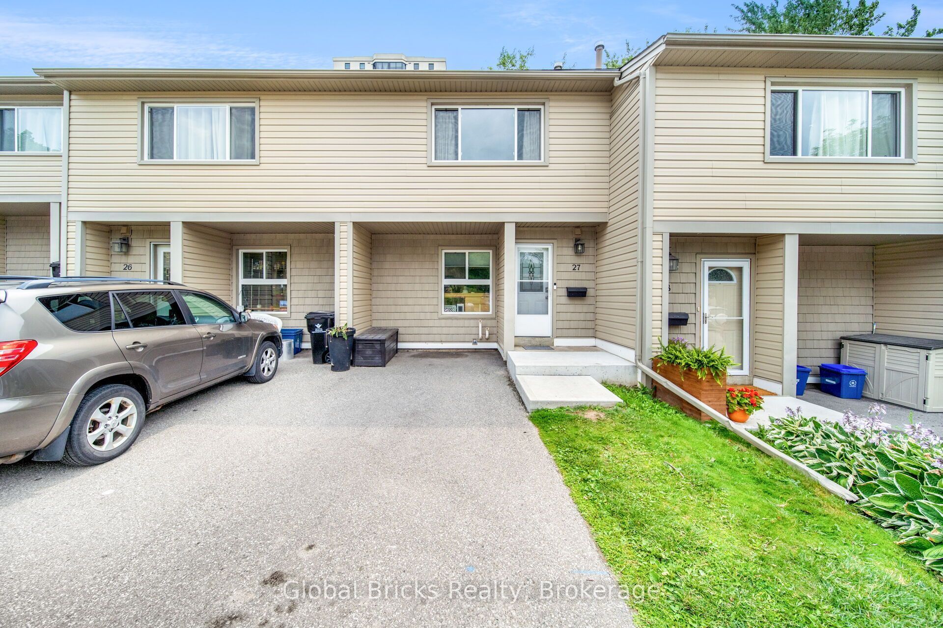 15 Green Valley Drive 27, Kitchener, ON N2P 1K7 photo 3