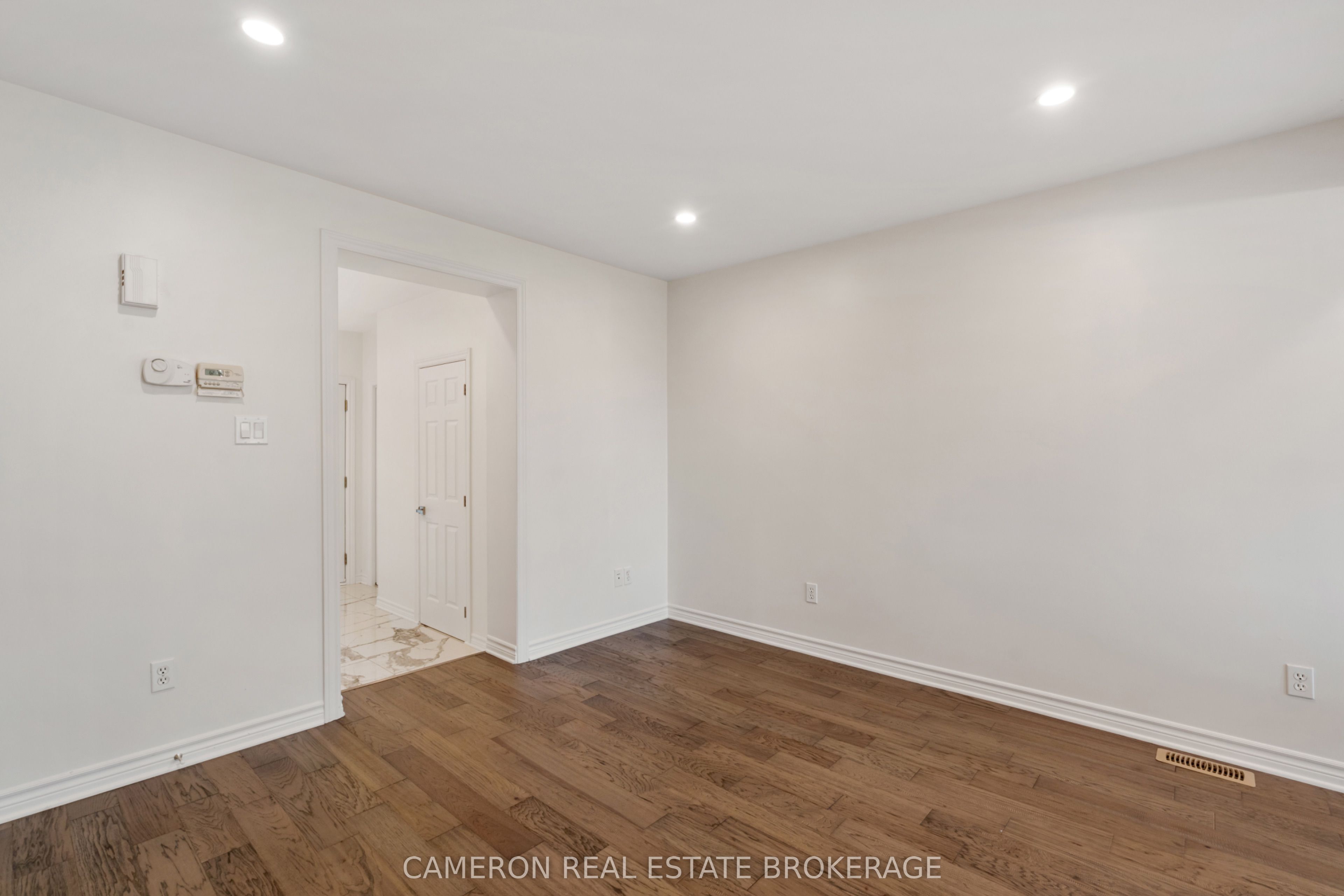 72 Sunset Boulevard, Cornwall, ON K6H 7M3