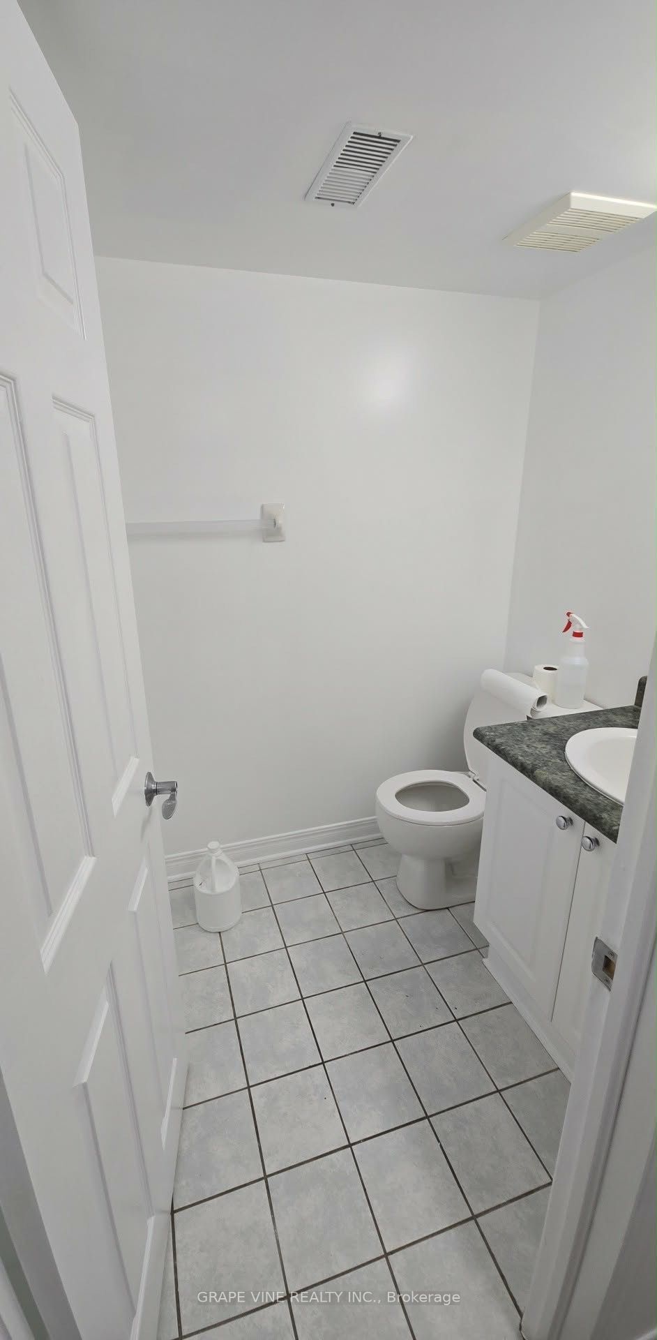 105 Rowallen Place, Hunt Club - South Keys and Area, ON K1T 4E3