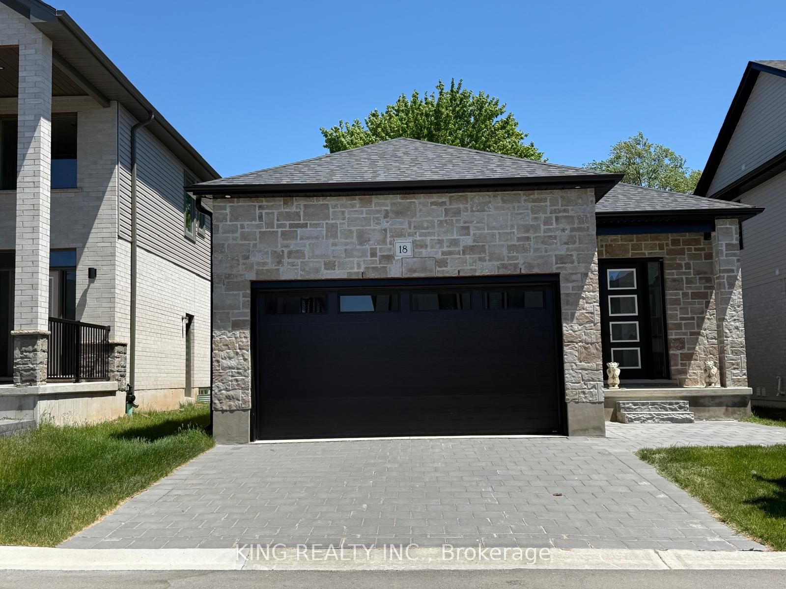 7966 Fallon Drive 18, Lucan Biddulph, ON N0M 1V0 photo 2