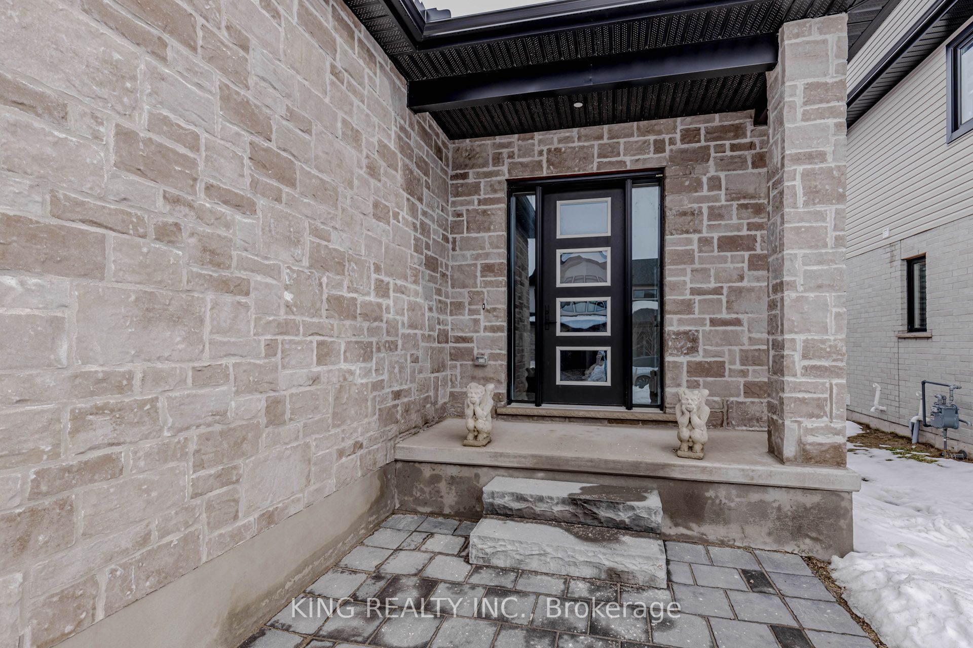 7966 Fallon Drive 18, Lucan Biddulph, ON N0M 1V0 photo 3