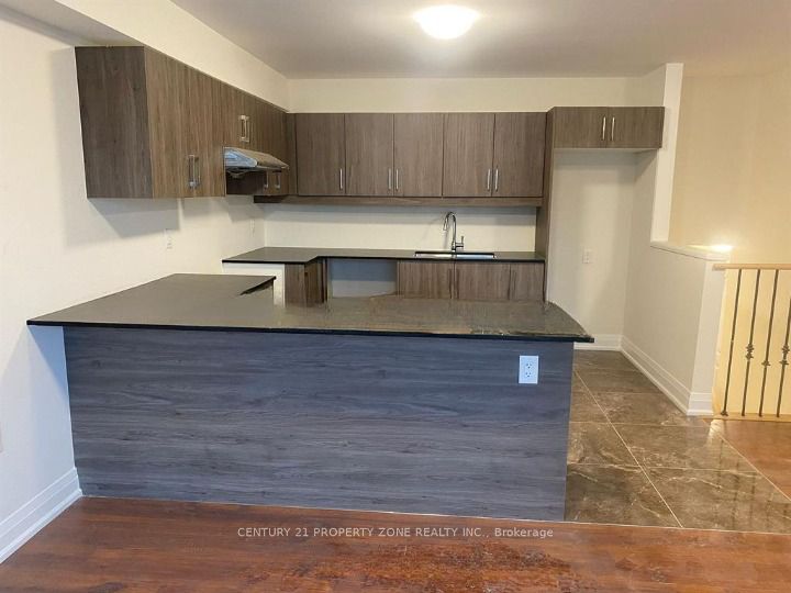183 Victoria Street N 5, Kitchener, ON N2H 5C5