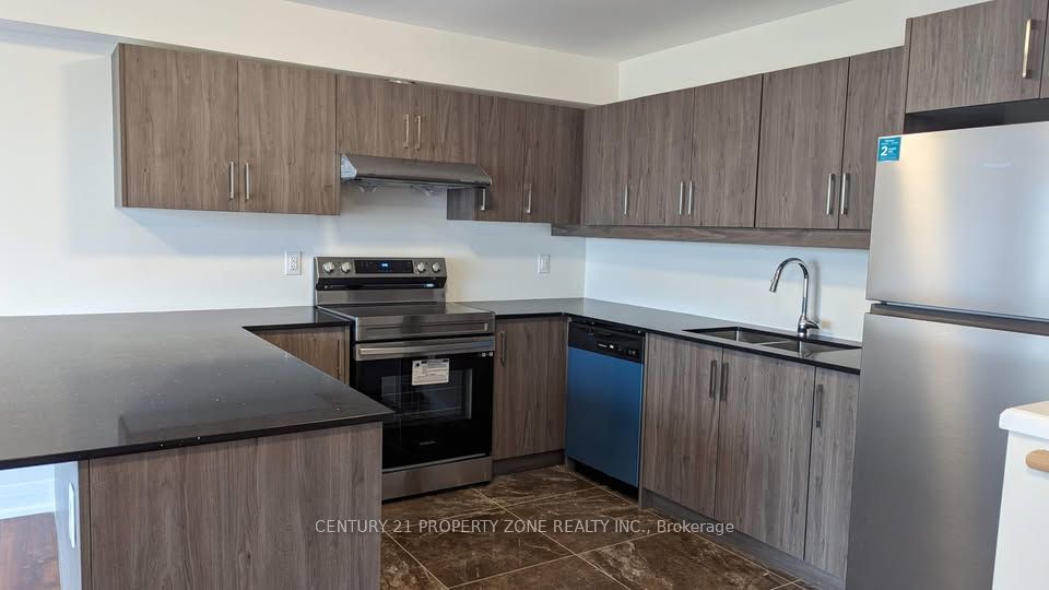 183 Victoria Street N 5, Kitchener, ON N2H 5C5 photo 2