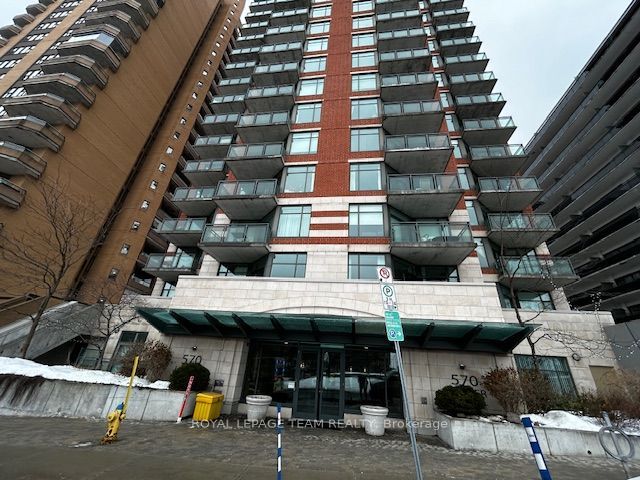 570 Laurier Avenue W 1801, Ottawa Centre, ON K1R 1C8 photo 2