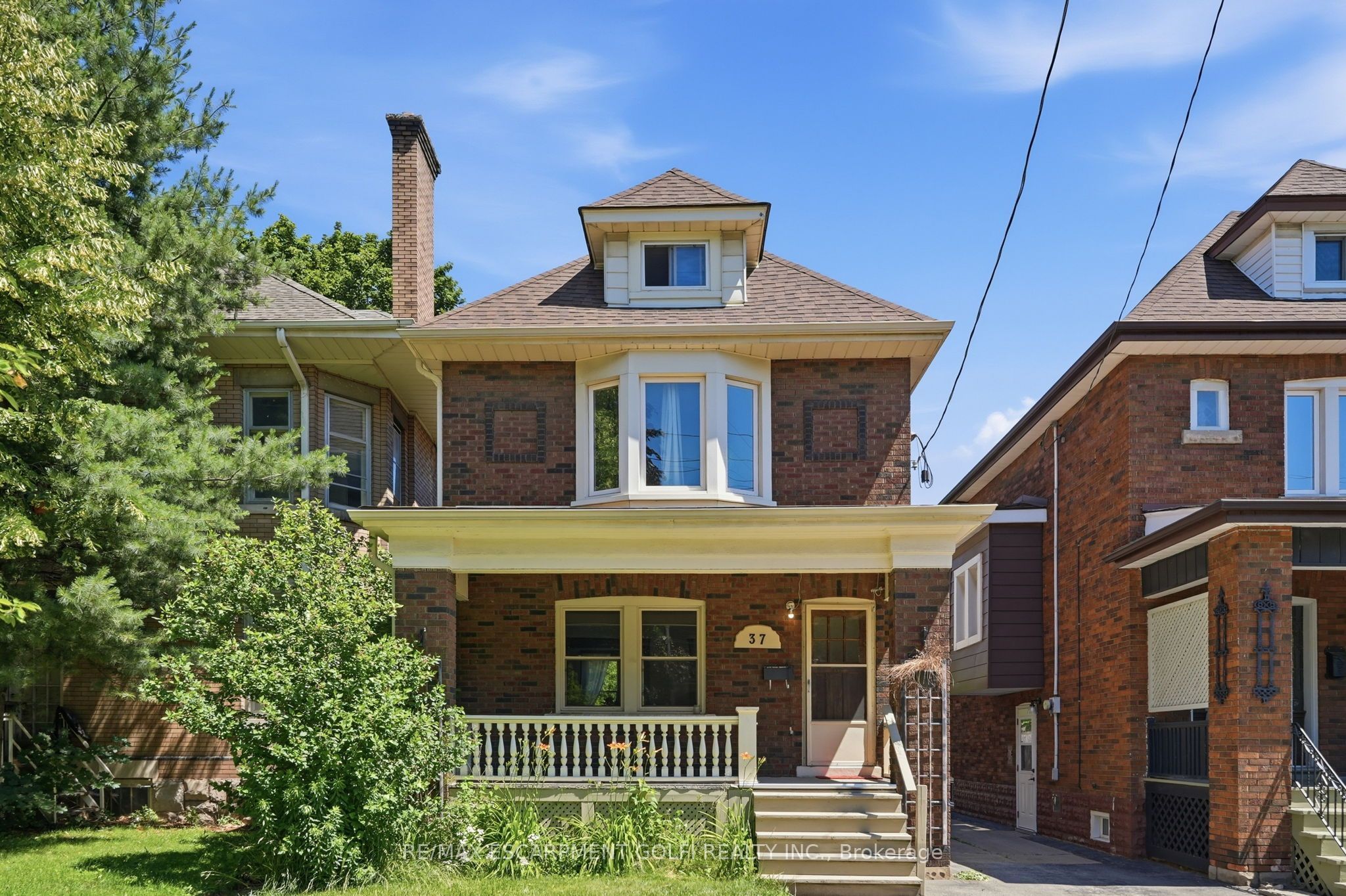37 Maplewood Avenue, Hamilton, ON L8M 1W6