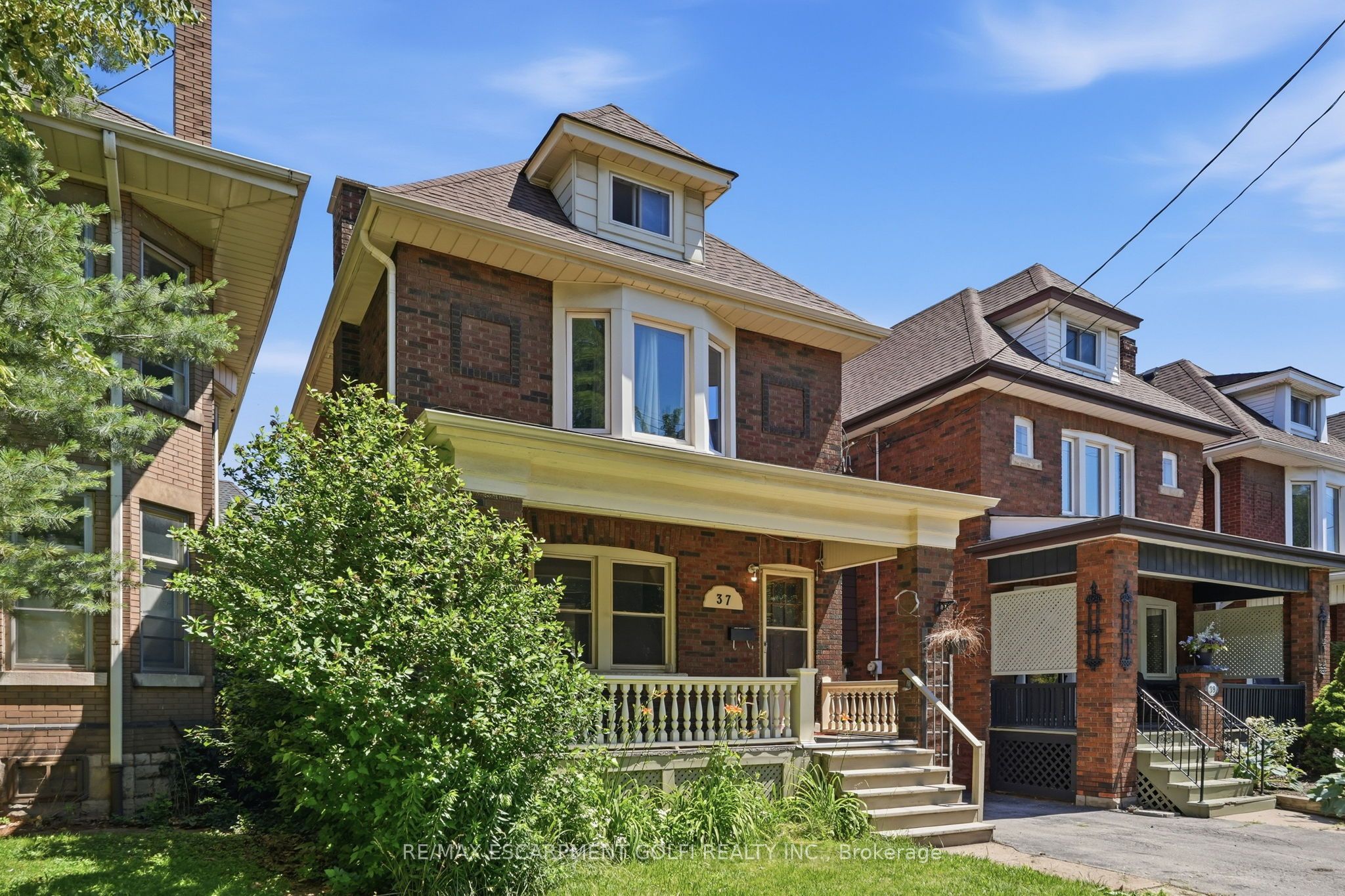 37 Maplewood Avenue, Hamilton, ON L8M 1W6 photo 2