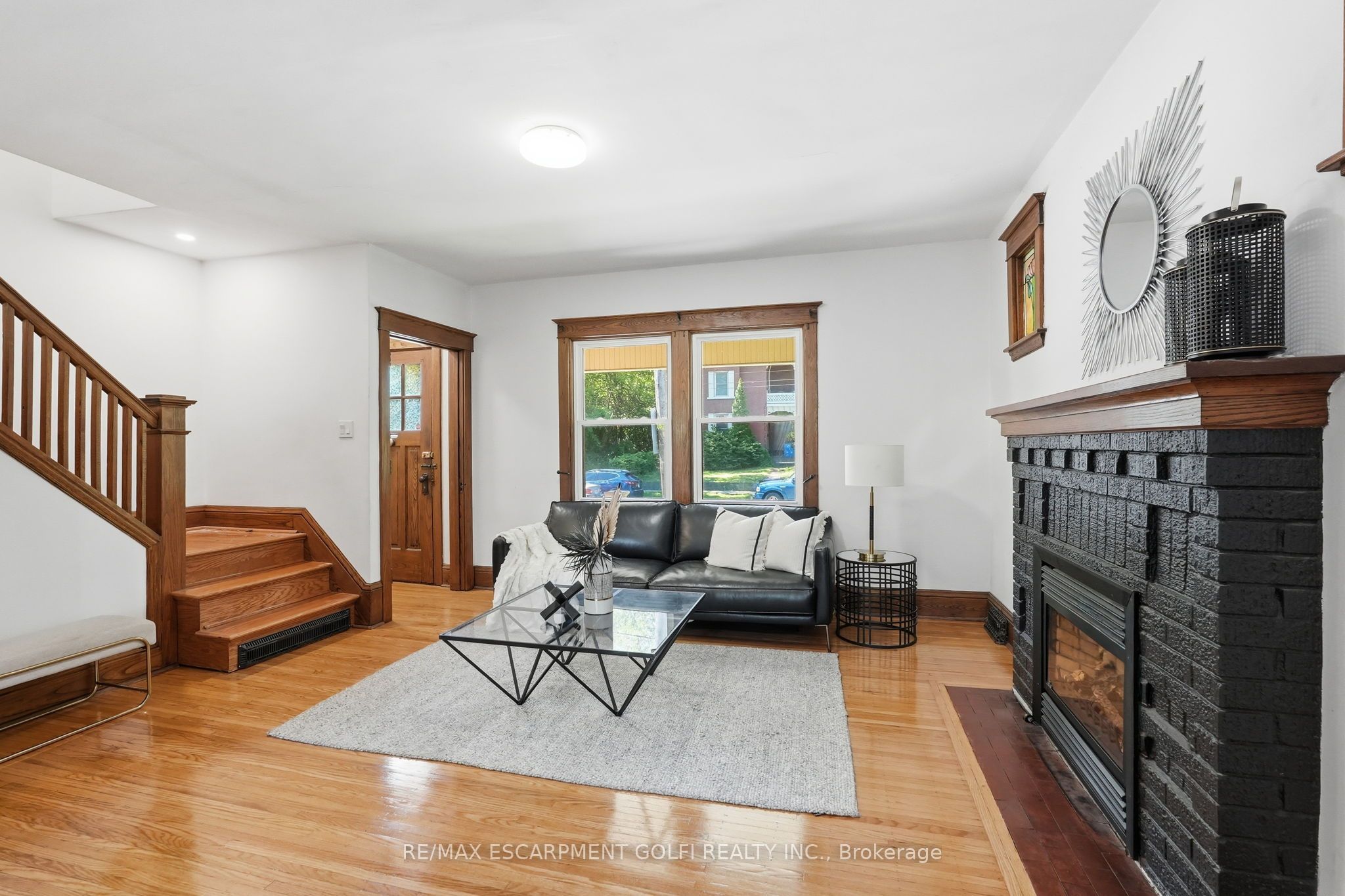 37 Maplewood Avenue, Hamilton, ON L8M 1W6 photo 4