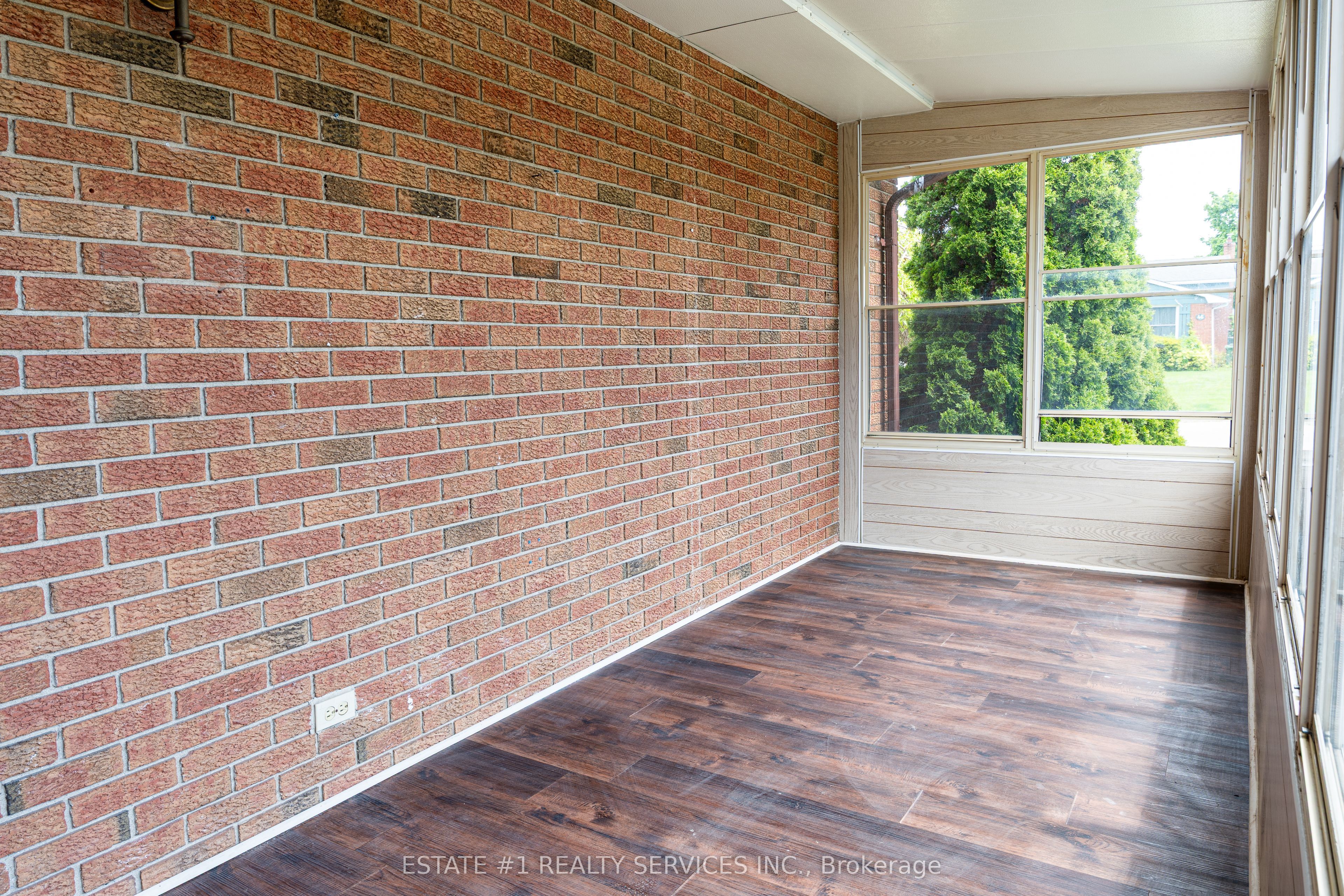 43 Dyer Street, St. Thomas, ON N5R 5K2 photo 3