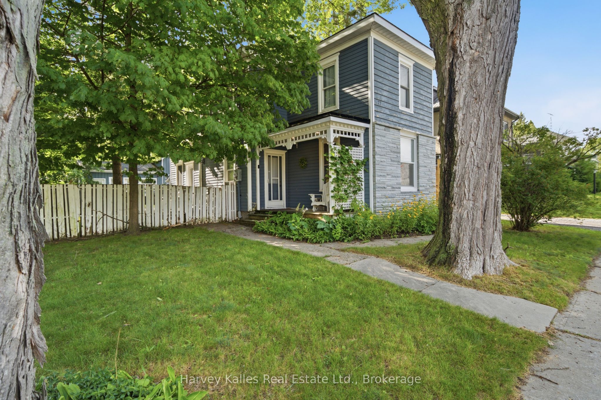 27 Ontario Street, Prince Edward County, ON K0K 2T0