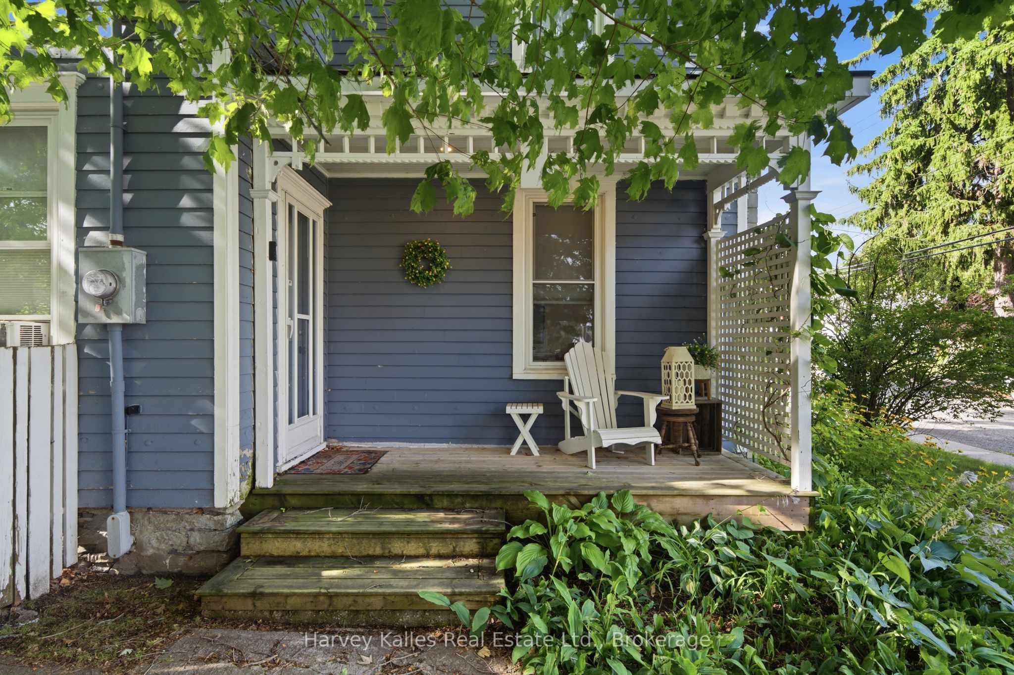 27 Ontario Street, Prince Edward County, ON K0K 2T0 photo 2