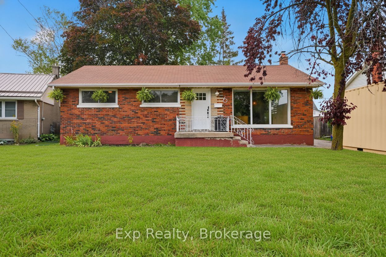 6 Coleman Drive, Quinte West, ON K8V 3A5