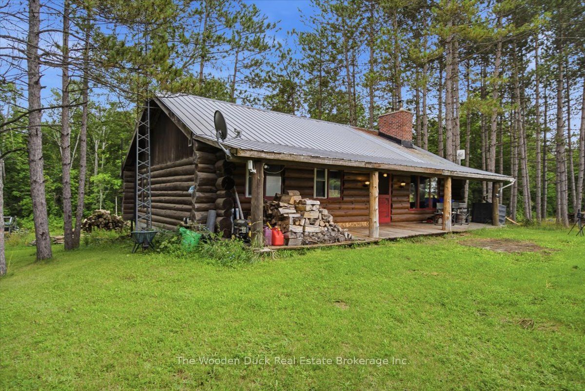 11536 62 Highway, Centre Hastings, ON K0K 2K0
