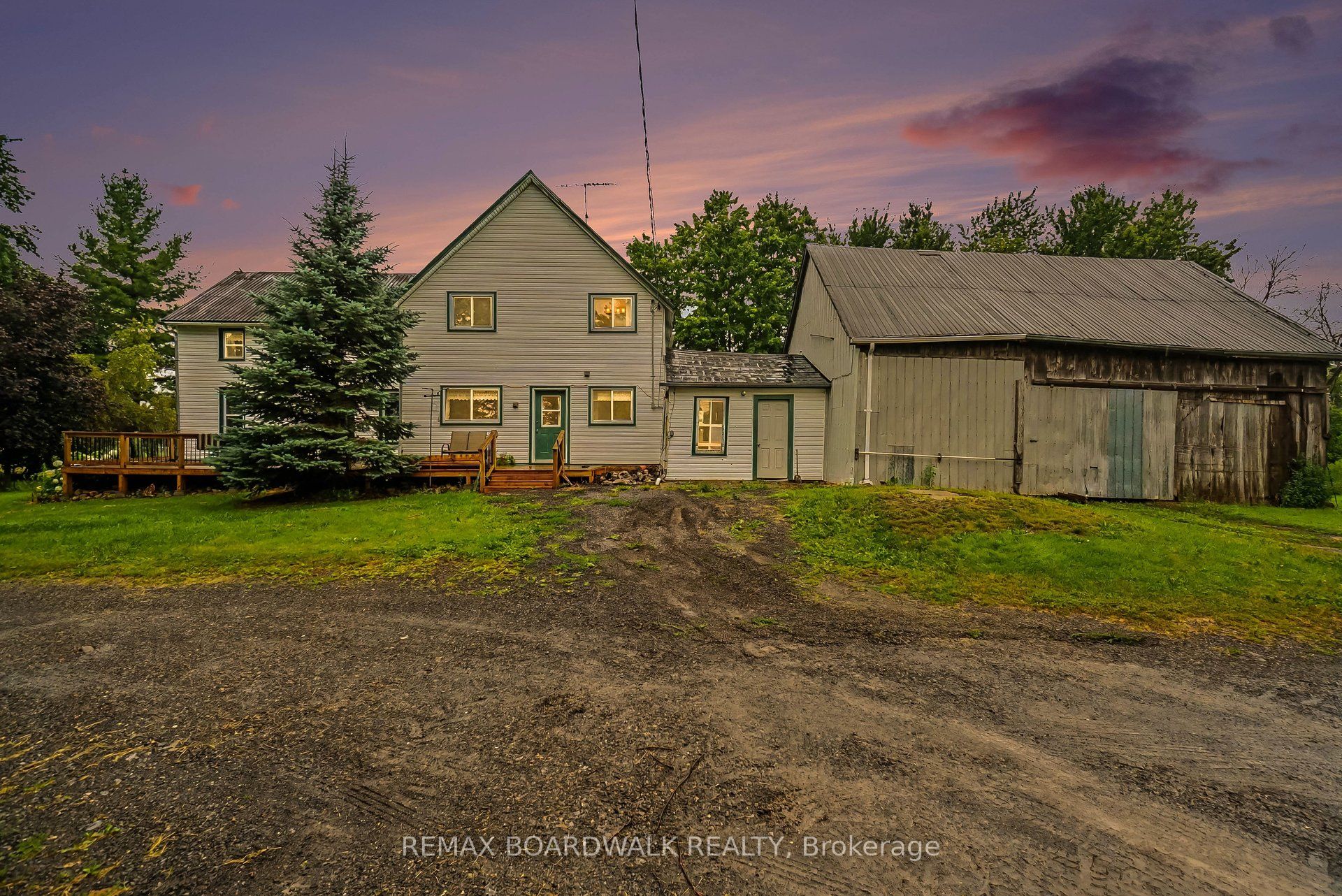 11691 Hutt Road, South Dundas, ON K0E 1K0
