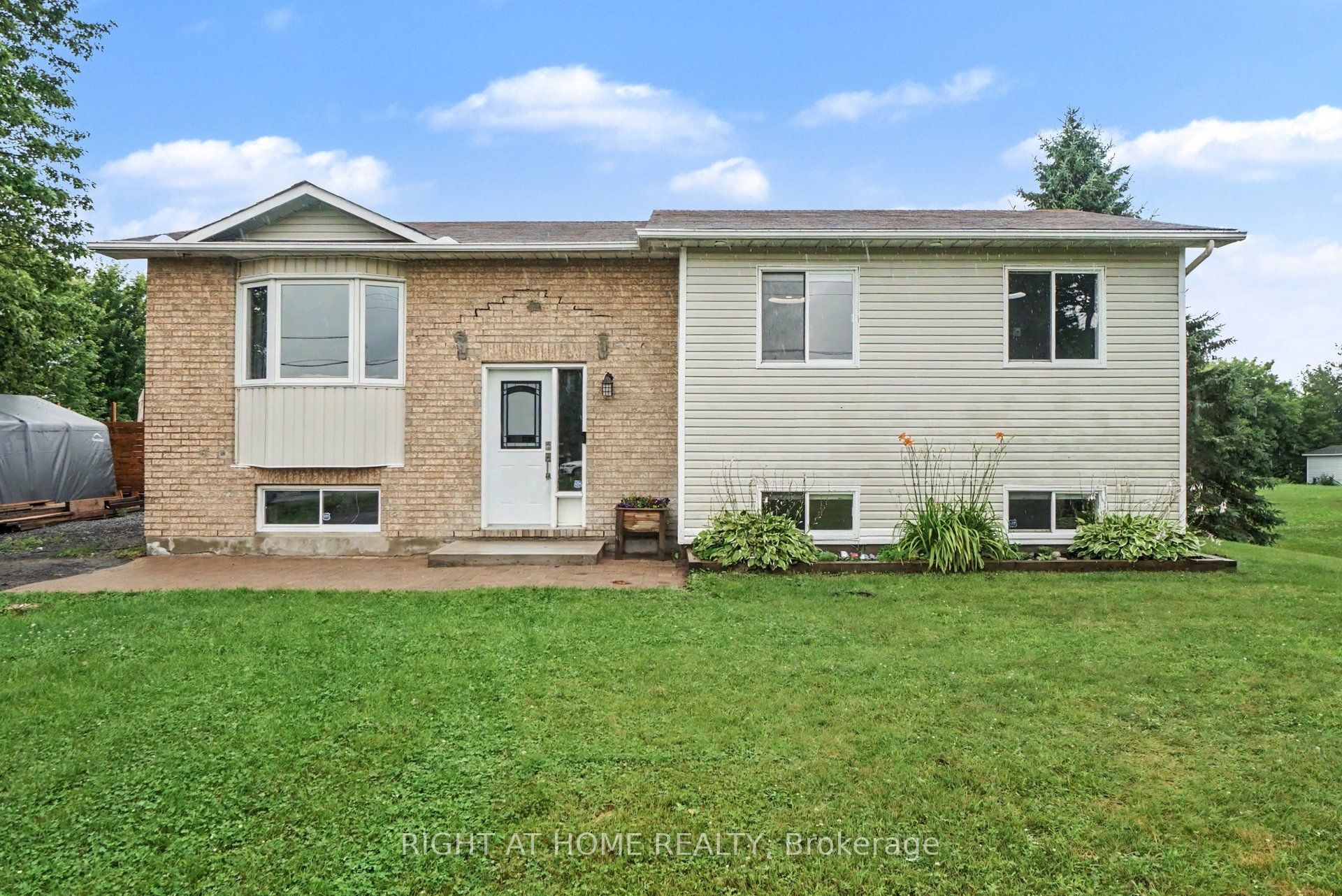 3320 Gendron Road, Clarence-Rockland, ON K0A 2A0 photo 2