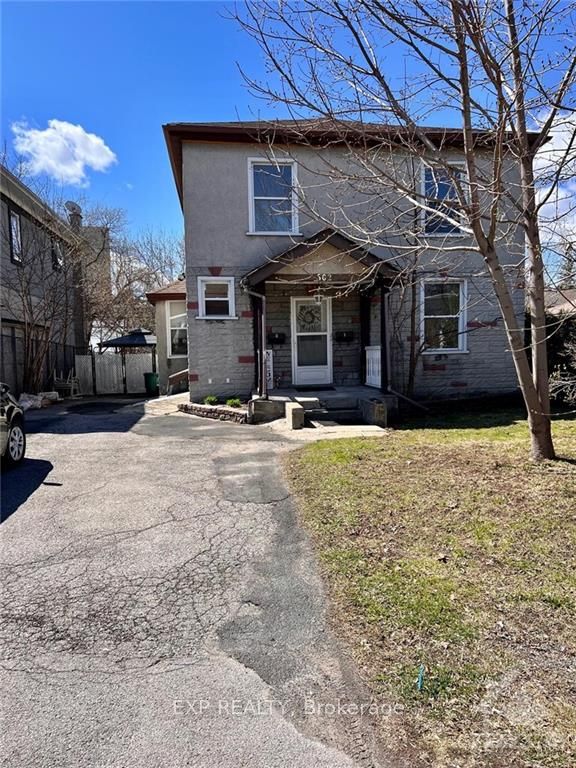 502 RICHARDSON Avenue 2, Woodroffe, ON K2B 5H1