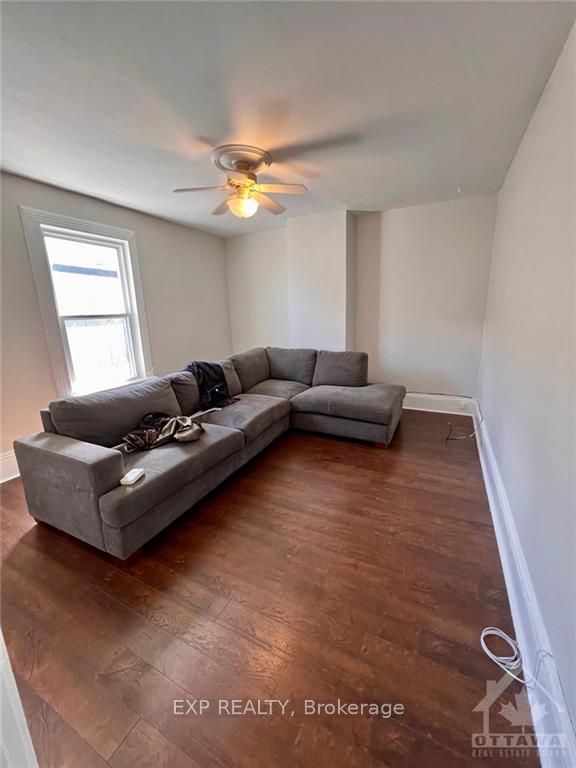 502 RICHARDSON Avenue 2, Woodroffe, ON K2B 5H1 photo 5