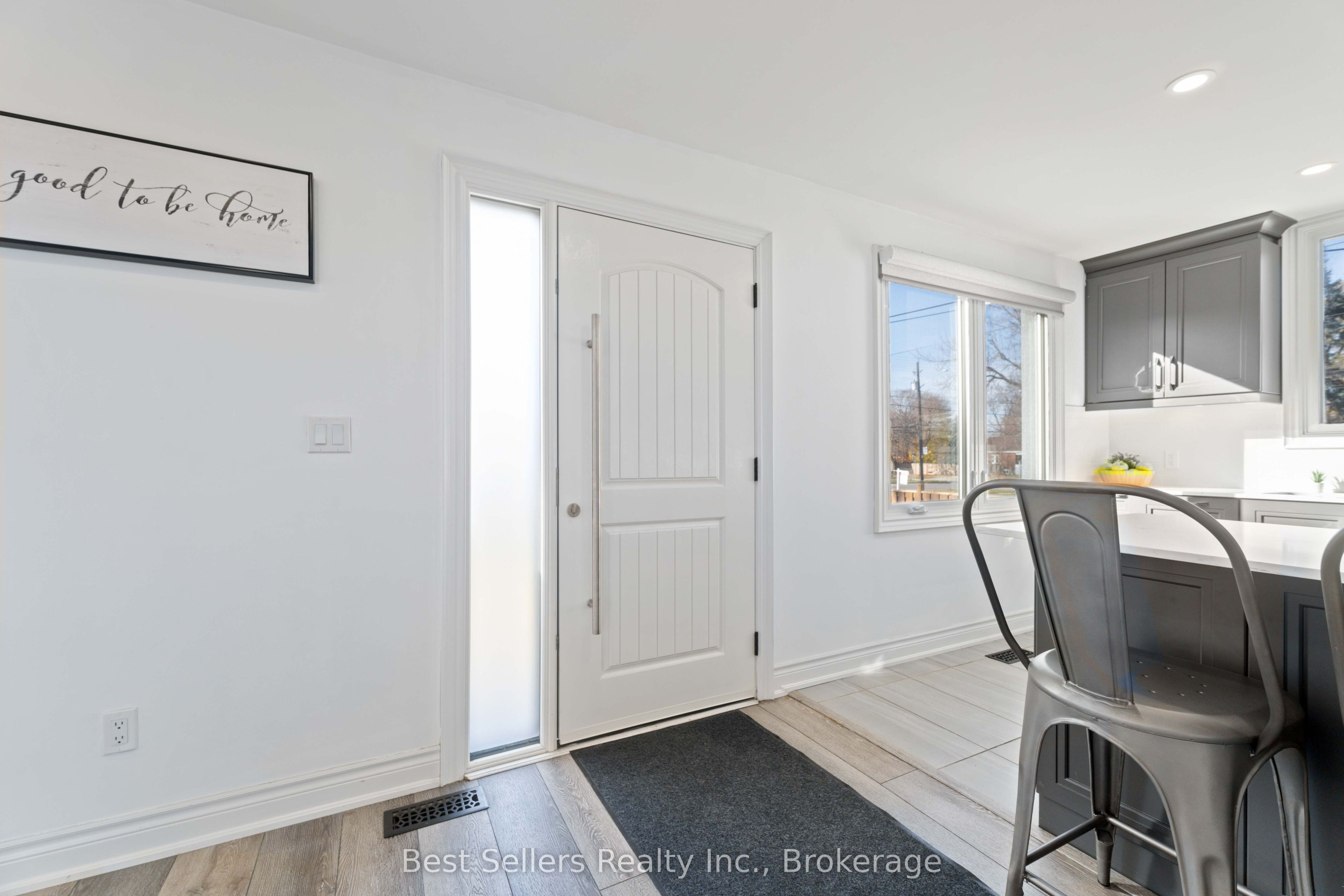 599 Beach Boulevard, Hamilton, ON L8H 6X8 photo 2