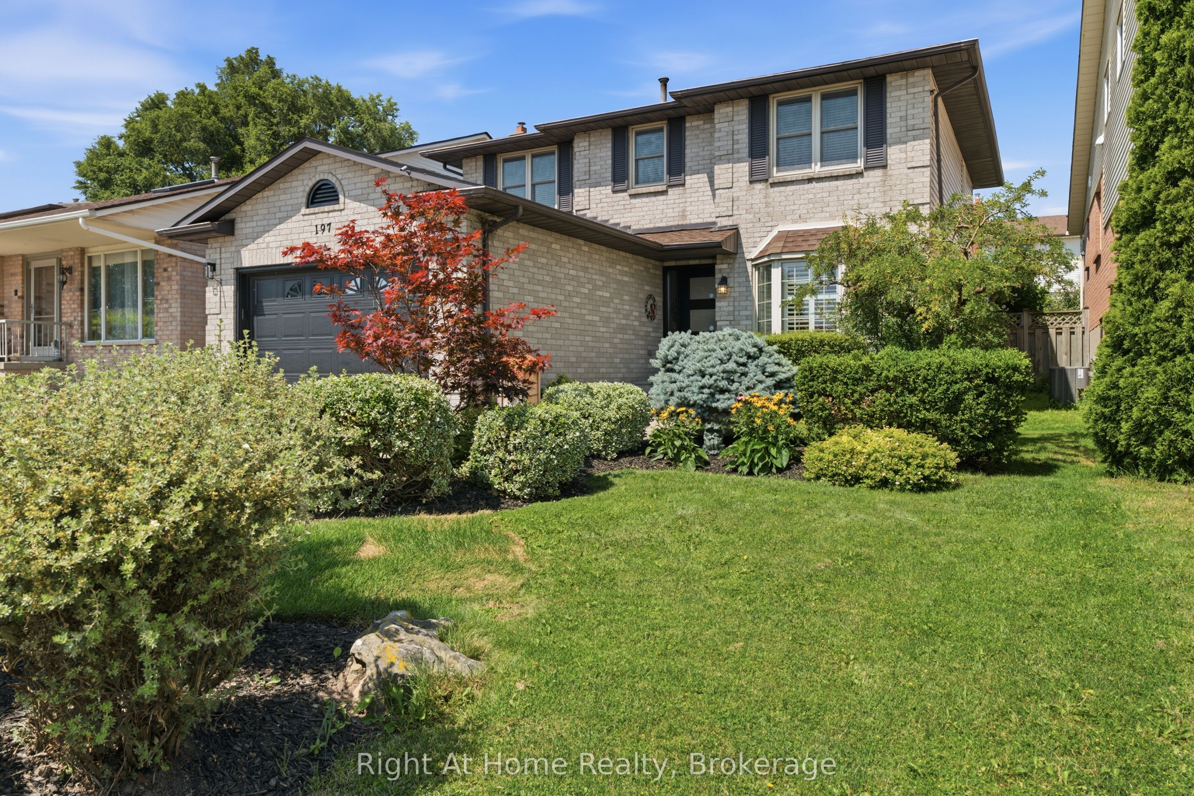 197 Parkwood Crescent, Hamilton, ON L8V 4Z3 photo 2