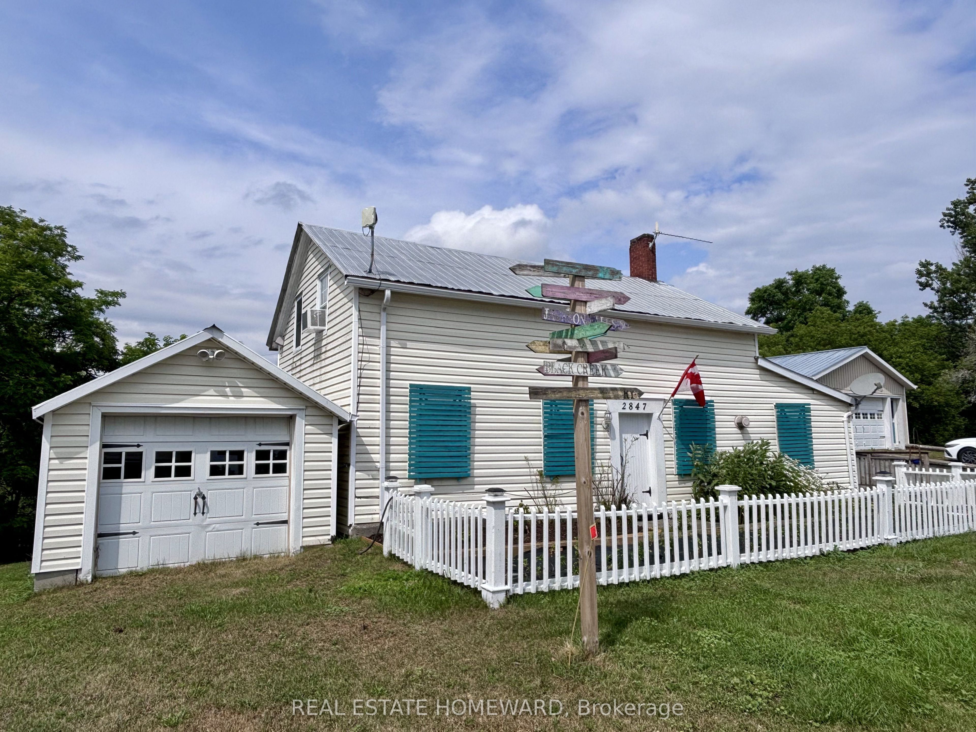 2847 County Rd 10 Road, Prince Edward County, ON K0K 2T0 photo 5