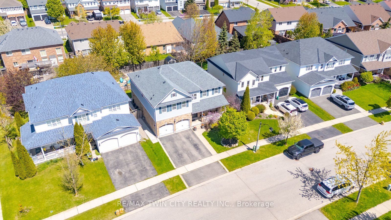 20 Webb Avenue #Upper, Brantford, ON N3T 6S5 photo 3